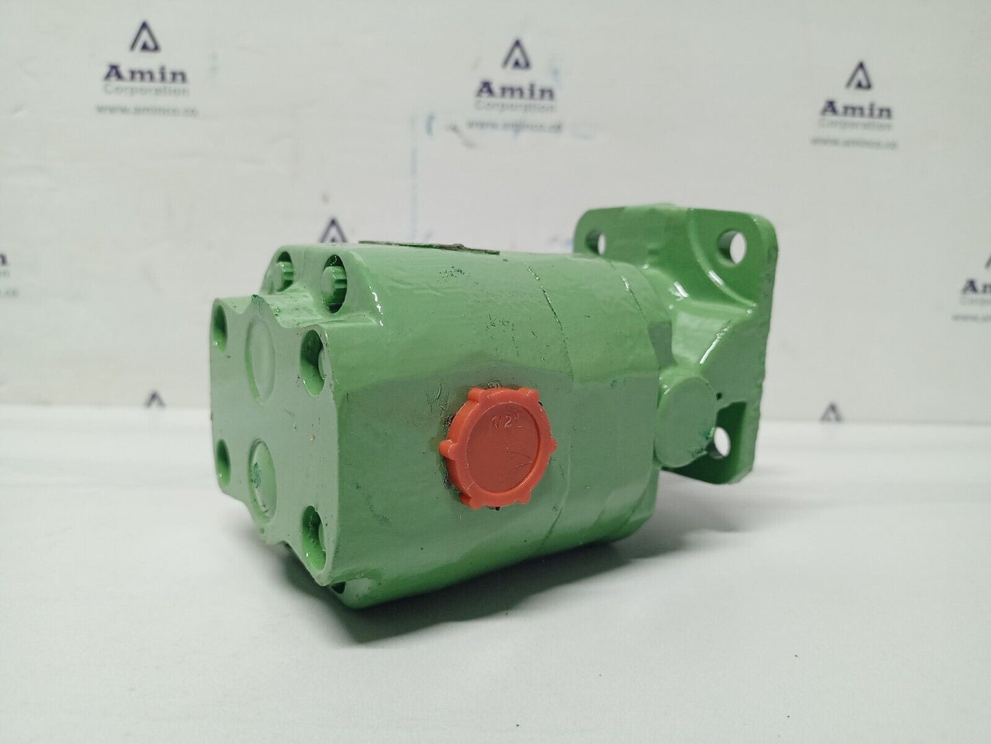 John S. Barnes Corp. Part No. 153232-P Hydraulic pump/Motor