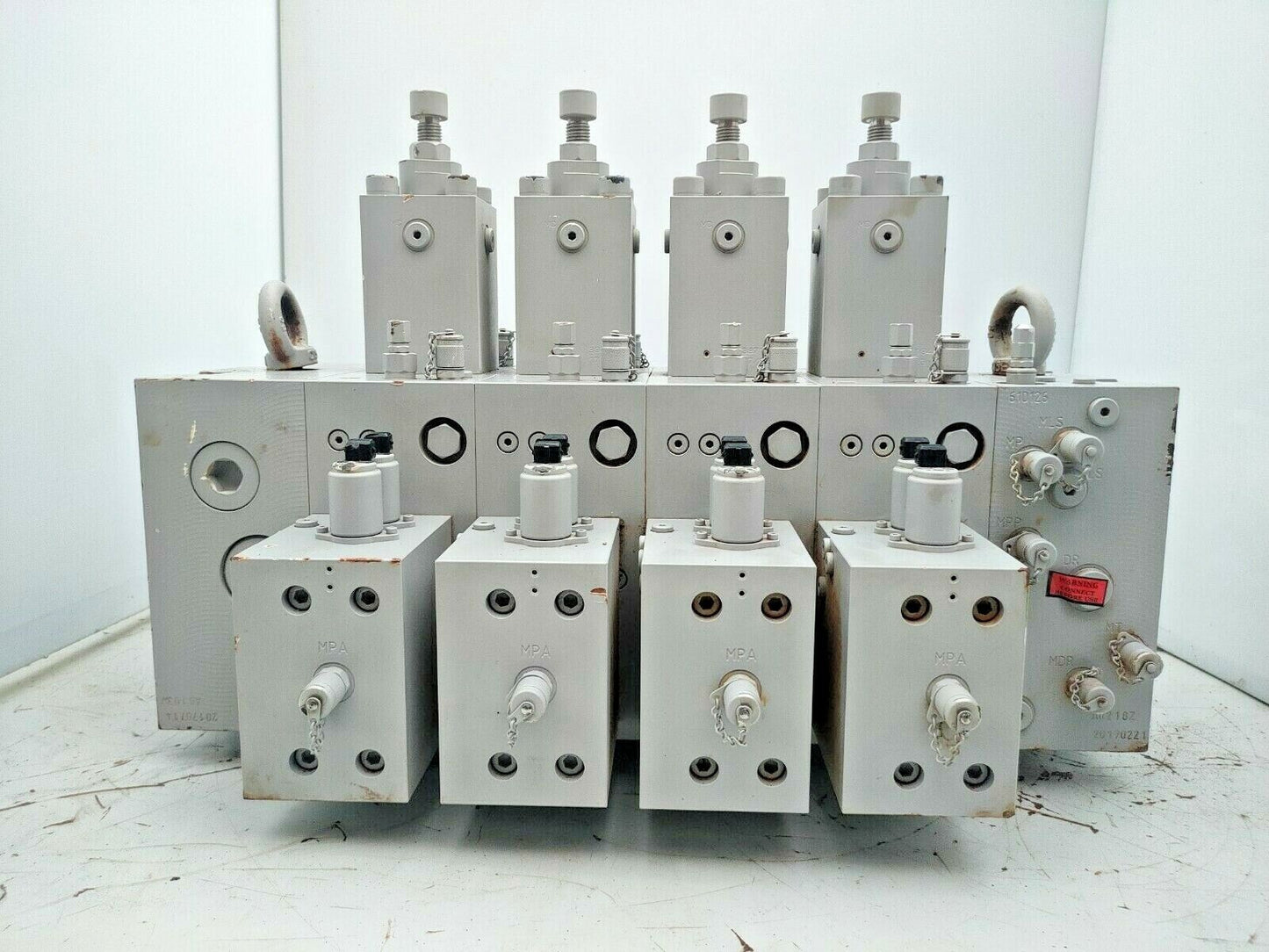 Parker CVG - 54 Control valve Mobile directional control valve CVG54 - NEW