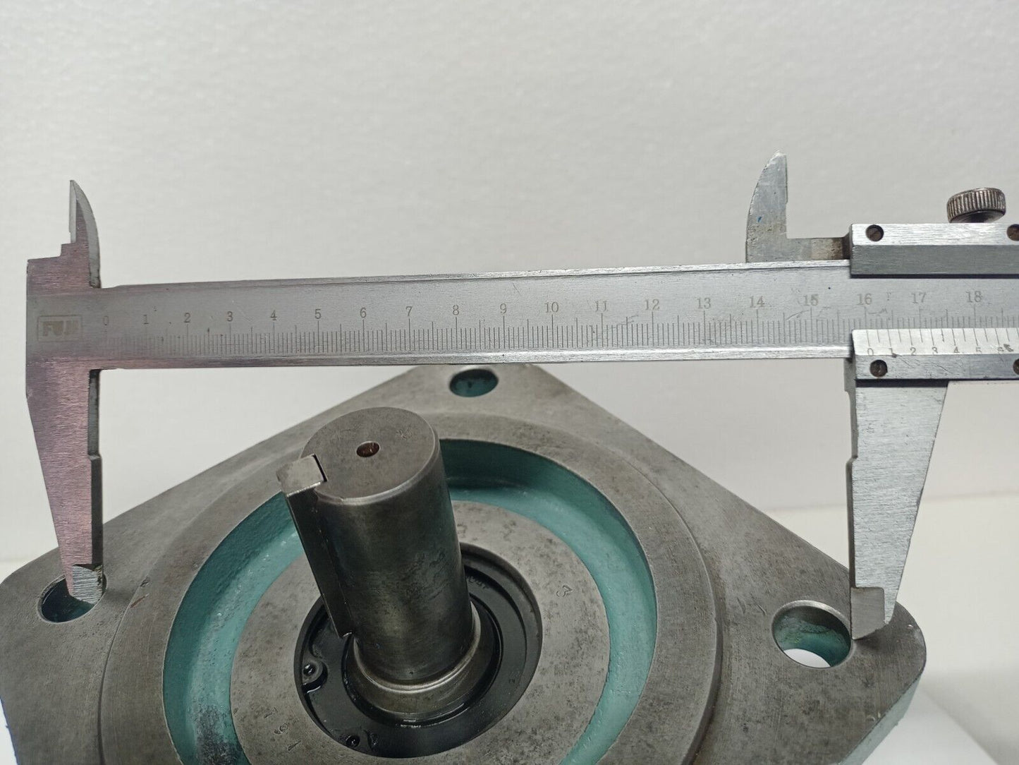 Rexroth 0513500101 Hydraulic Vane pump 0513R15A7FPV30EM7FY7 - PRESSURE TESTED