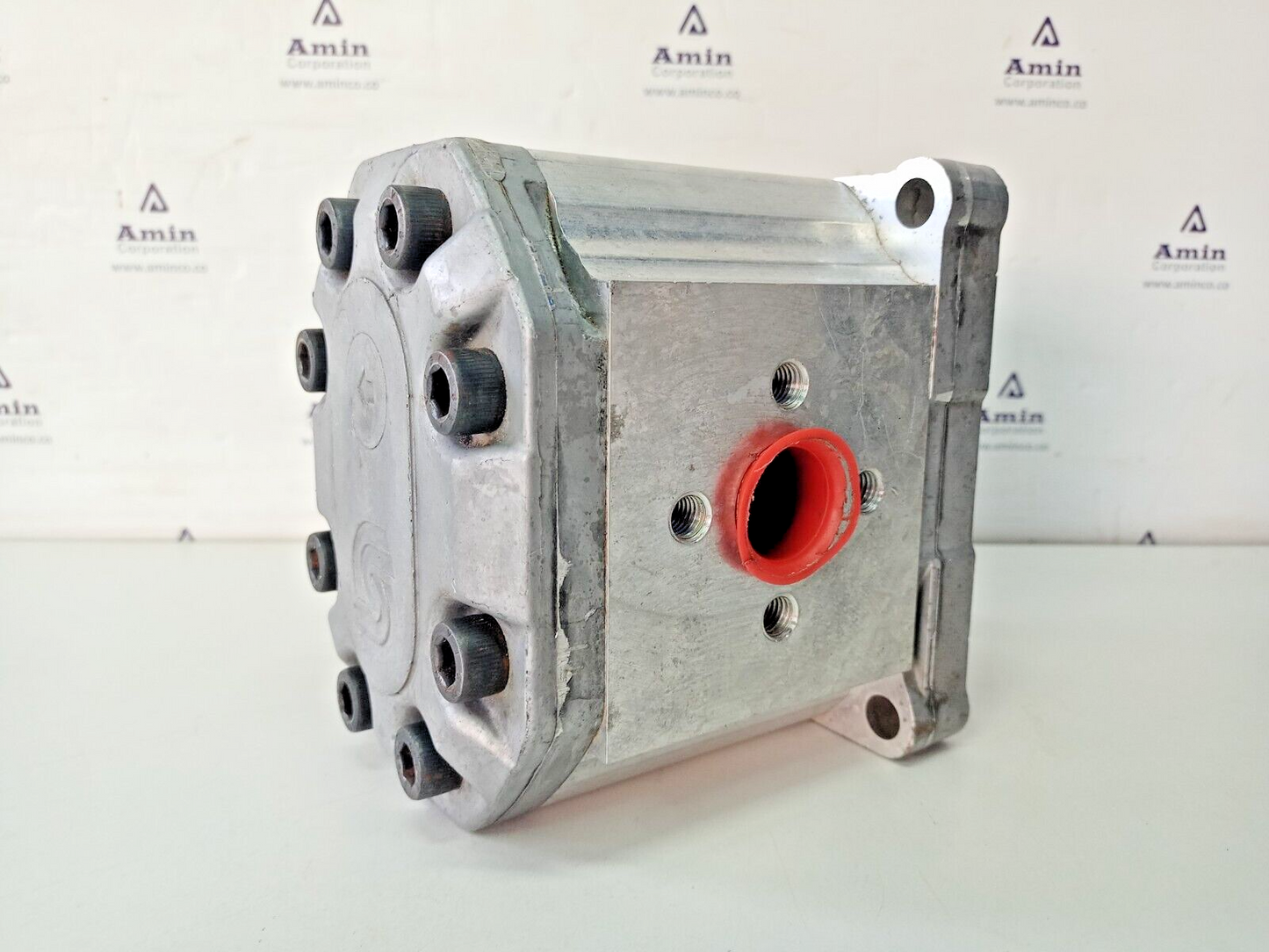 Sauer Danfoss SNP3NN/033RN01BA Hydraulic gear pump 111.25.024.0C - NEW