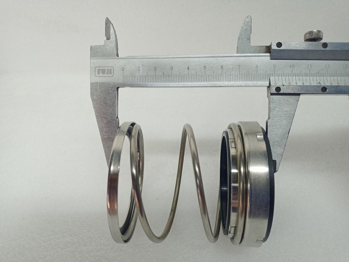 LS Seals LSV11R060 Mechanical seal size: 60mm for Central cool pump - NEW