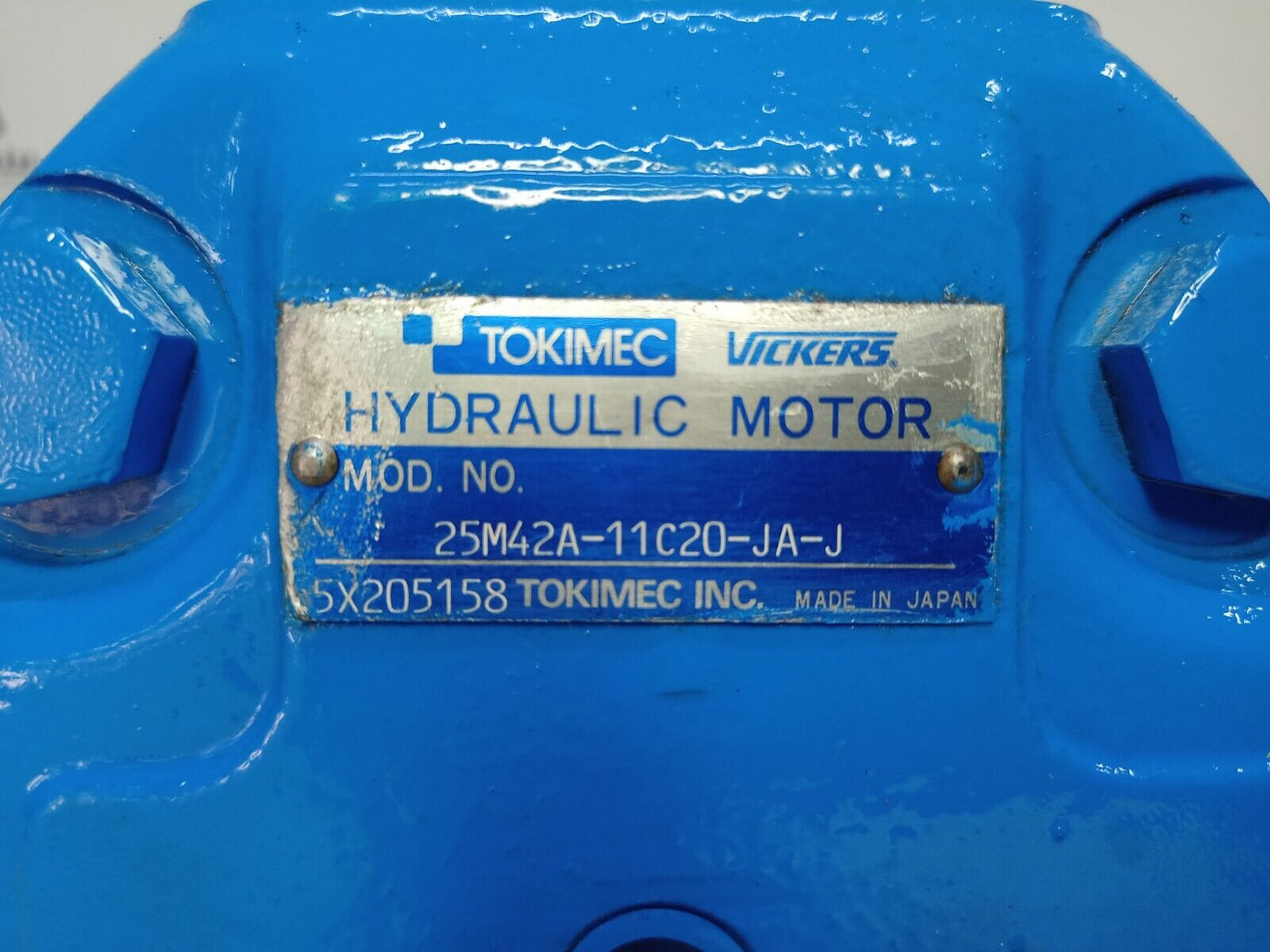 Vickers 25M42A-11C20-JA-J Hydraulic vane Motor - Refurbished