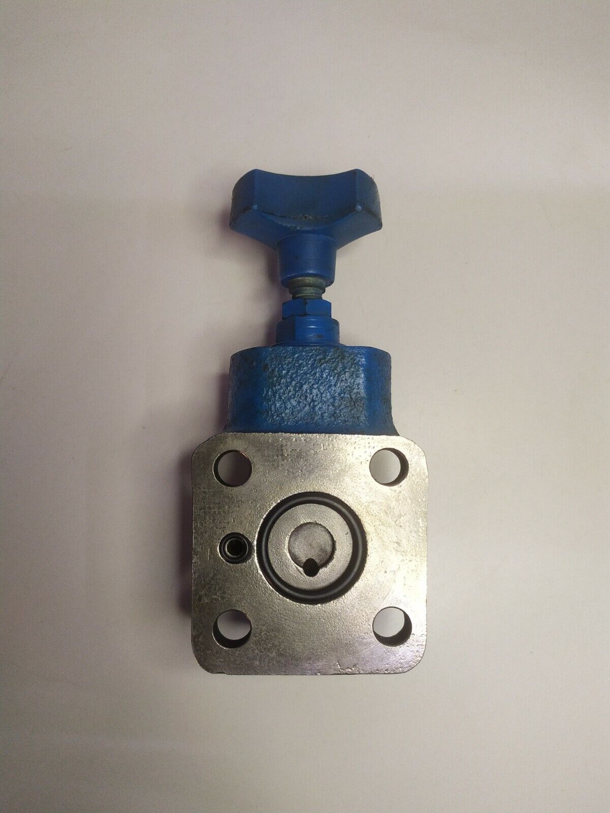 Vickers CGR02C10 Relief valve 0-3000 PSI Max.