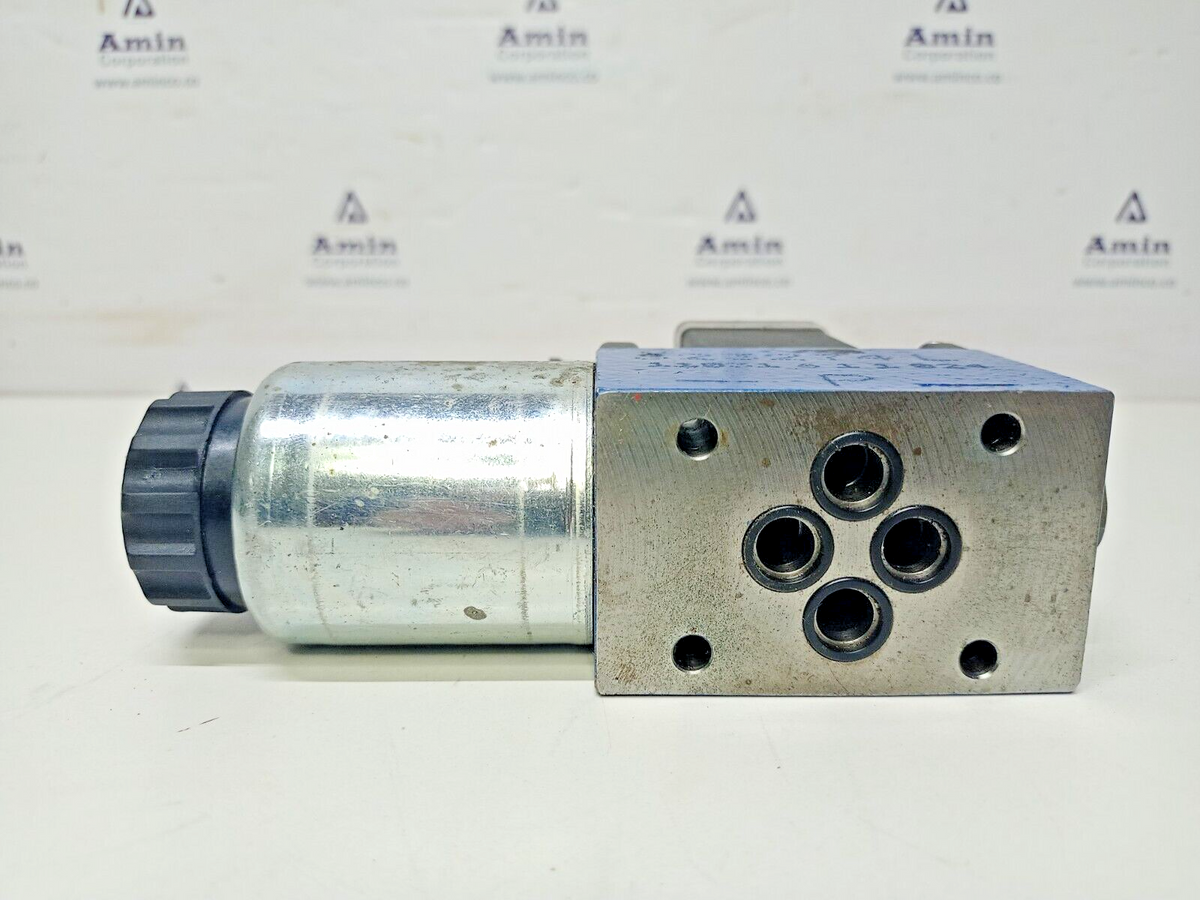Rexroth R900552901 4WE6D62/EG24N9DL Directional control valve 24VDC - NEW