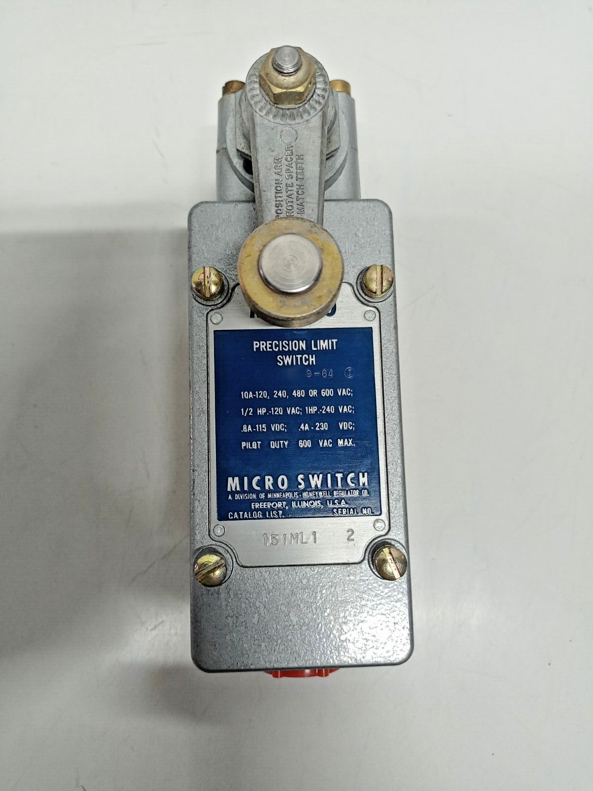MICRO SWITCH 151ML1 600VAC 10A Honeywell/Micro switch Precision limit switch NEW