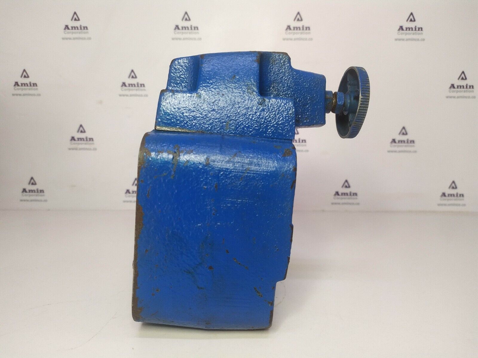 Sperry Vickers CG 10 F 20 Pressure relief valve 1500-3000 PSI - NEW SURPLUS