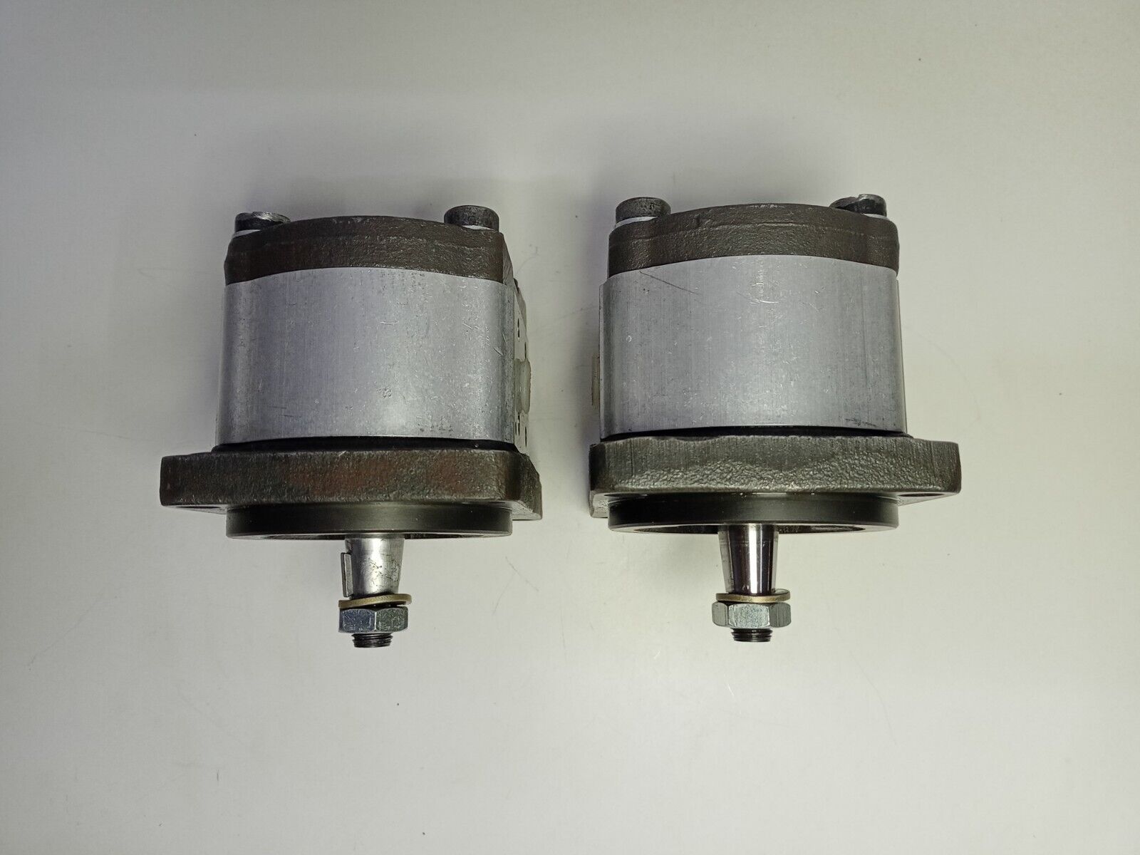 Rexroth 0510 225 306 Hydraulic gear pump - TESTED