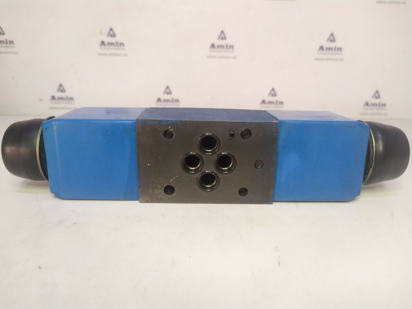 Eaton Vickers DG4V3 OC H MUD6 60 Directional control valve - NEW
