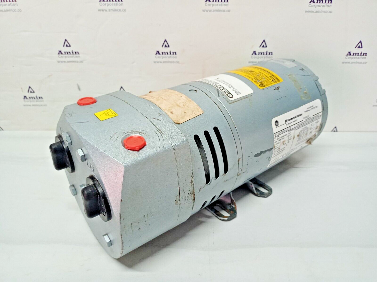 Gast 0523-703Q-G588DX Rotary vane Vacuum pump 1/4 hp, 100-115/220-230V