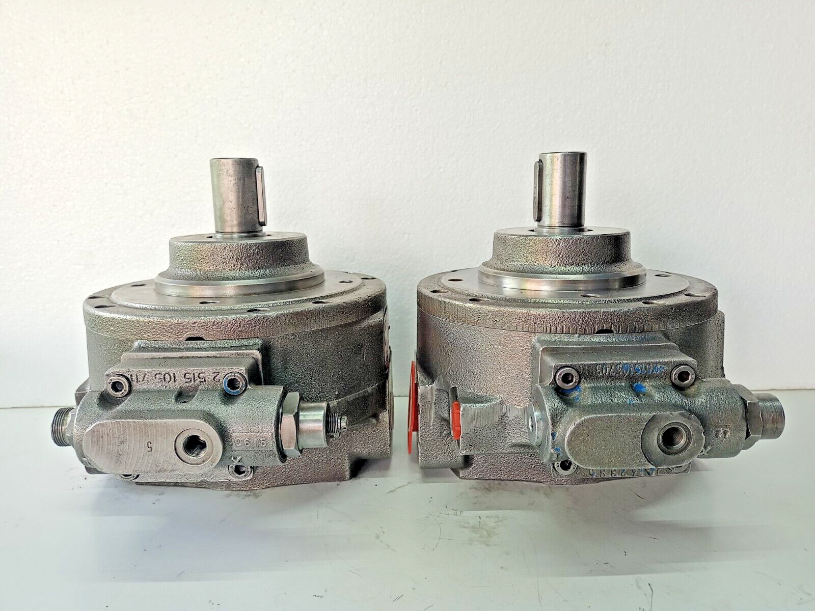 MOOG HP-R18A1-RKP032KM28J1Z00 Hydraulic Radial Piston pump D952-2001/D