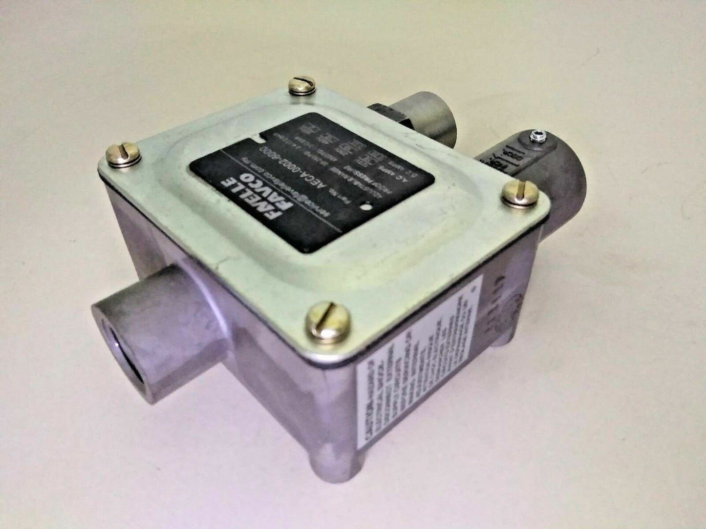 Favelle Favco AECA-0002-6000 Pressure switch (Range: 35-250 psi) - NEW
