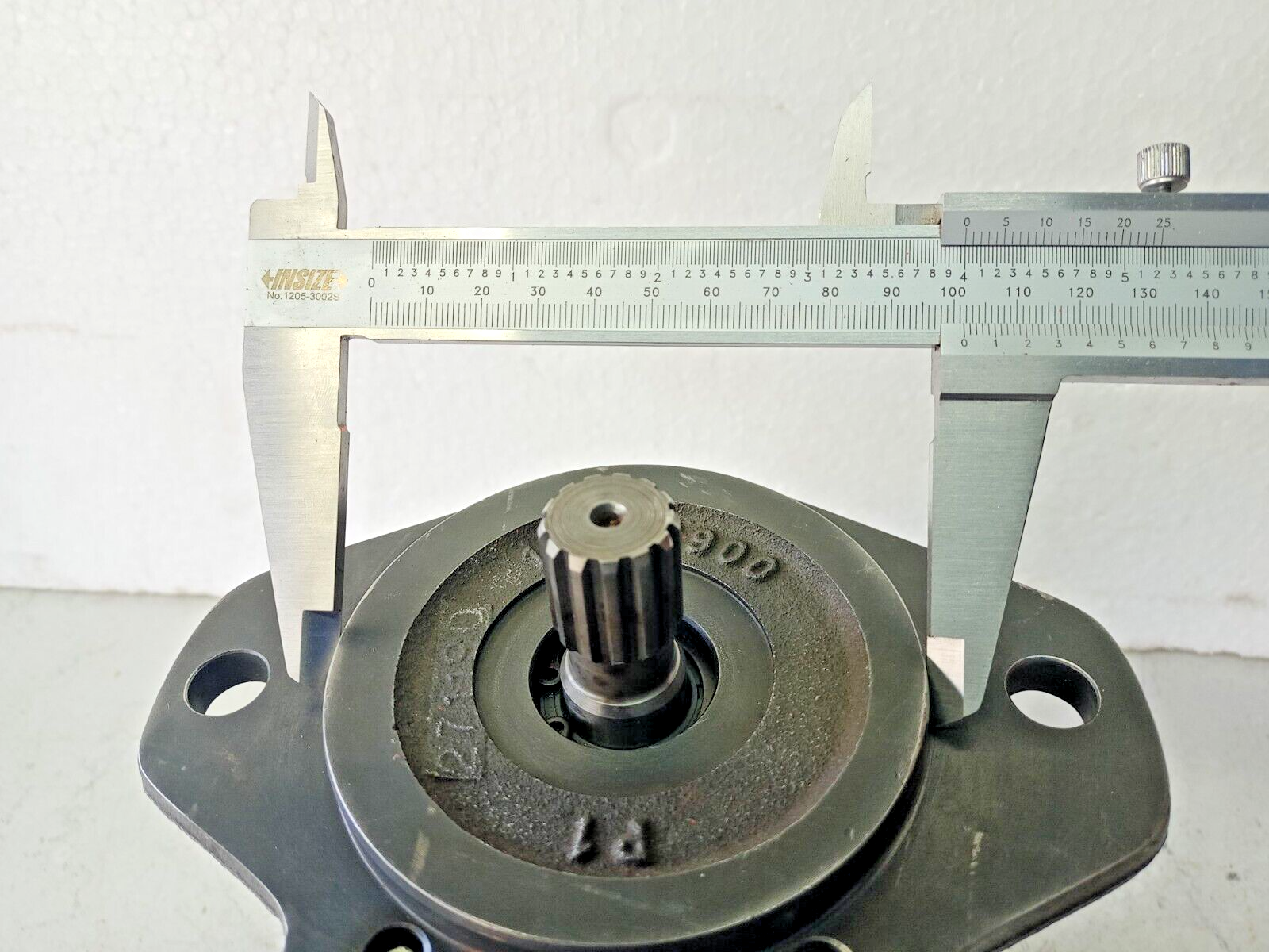 Rexroth 1PF2G330/038LD07KB Hydraulic gear pump - NEW