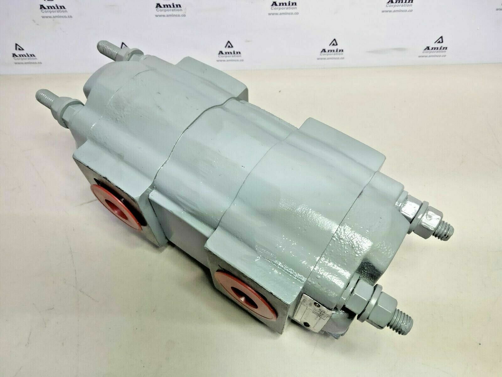 GPM 040802581 Hydraulic gear flow divider - NEW