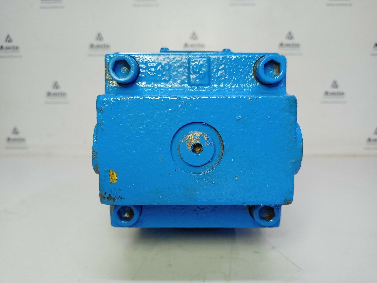 Vickers RT 10 D4 30 Pressure control valve range: 250-1000 psi - NEW