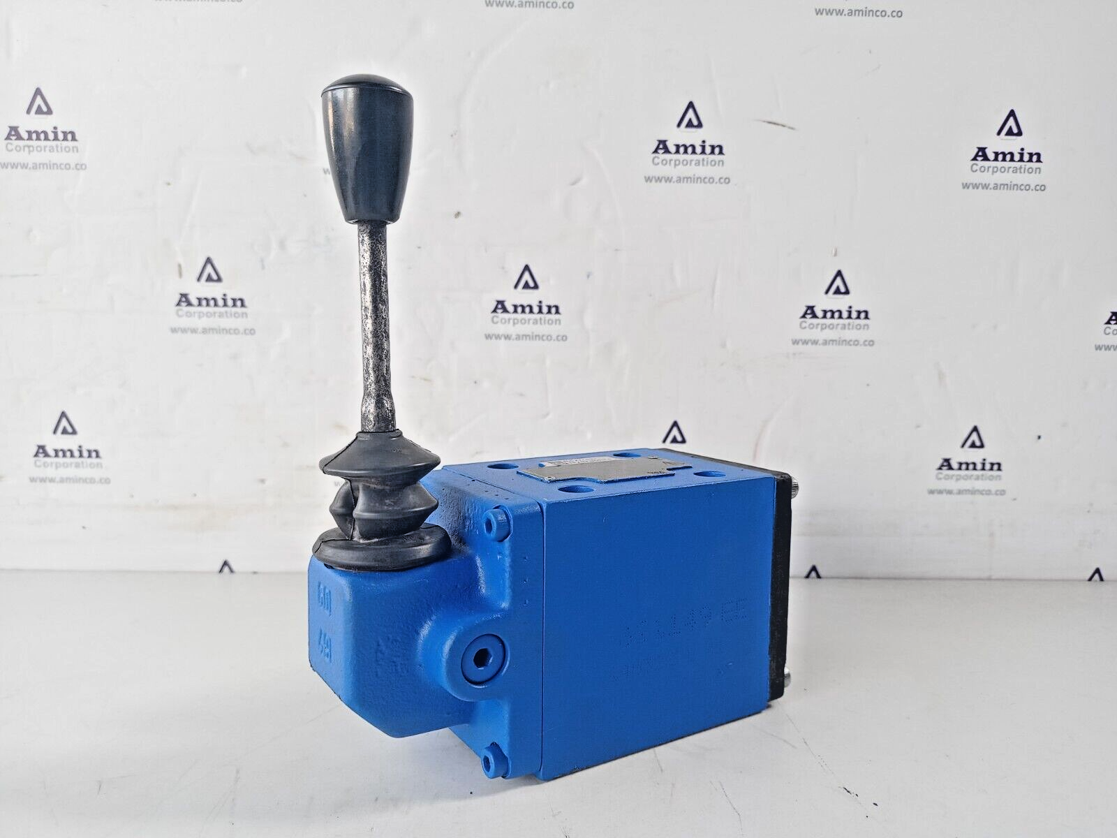 REXROTH 4WMM 10 C31 Directional control valve