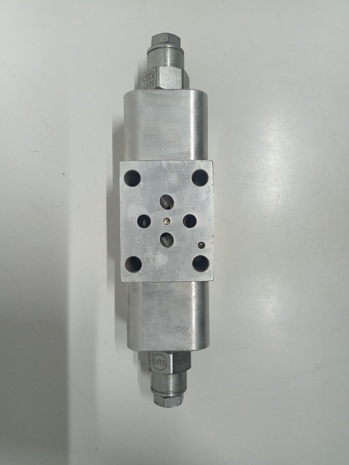 Sun hydraulics EBY 1D01 AC Sandwich valve - NEW