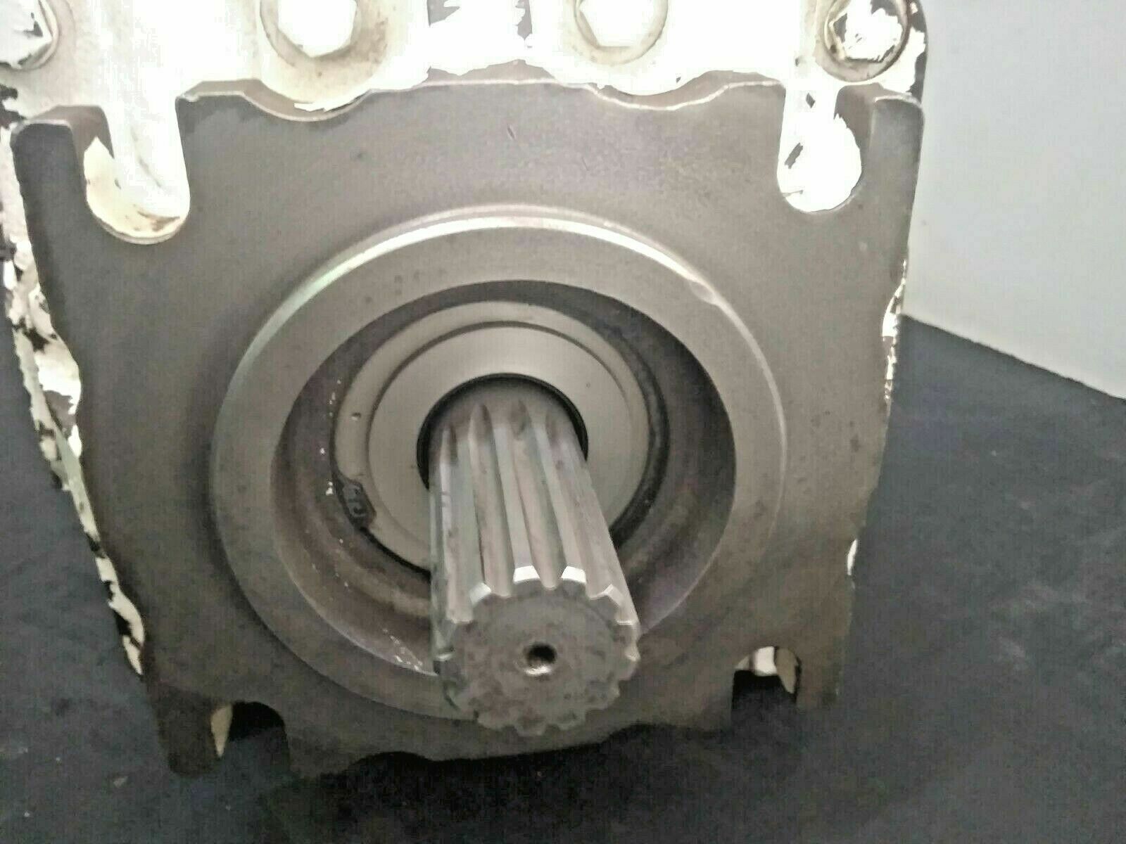 SUNDSTRAND HYDRO-TRANSMISSION 64916704 Hydraulic Piston pump Model code:24-2052