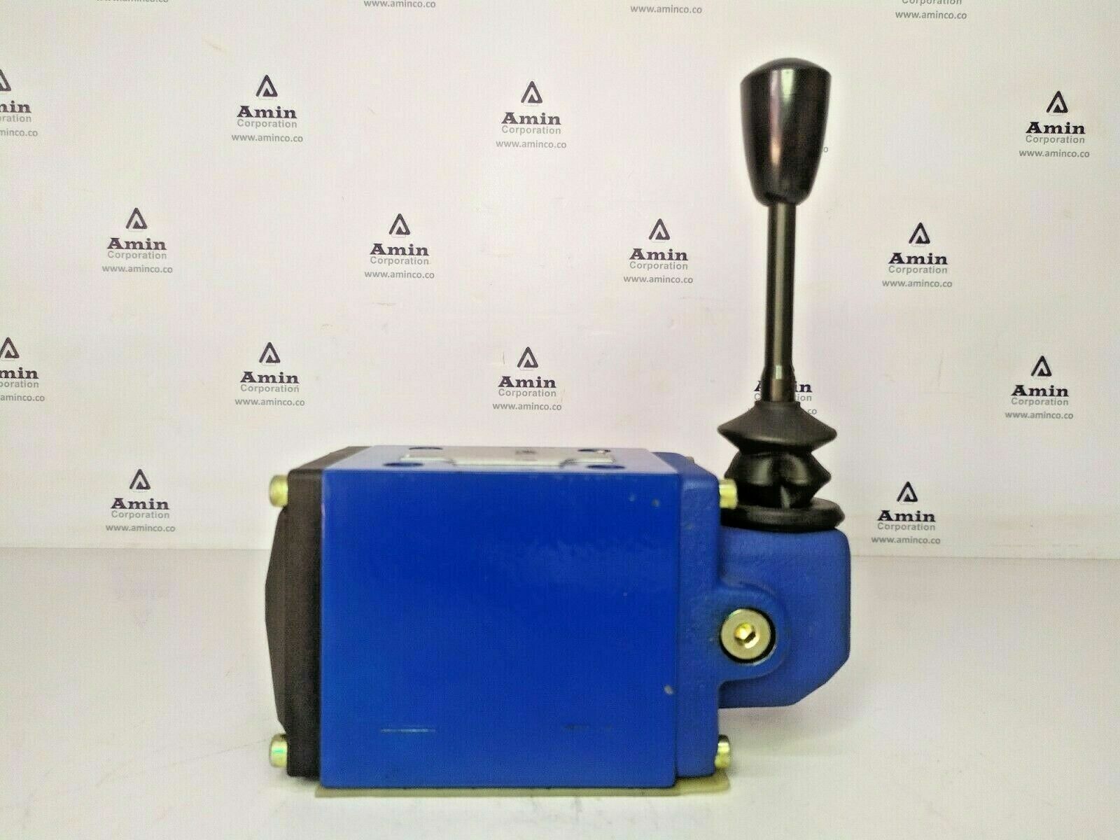 REXROTH 4WMM 10 E31 Directional control valve MNR R900589983 - NEW