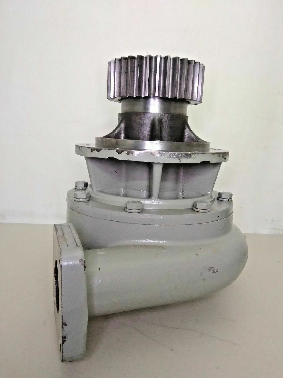 EMD 40125013 CENTRIFUGAL WATER PUMP