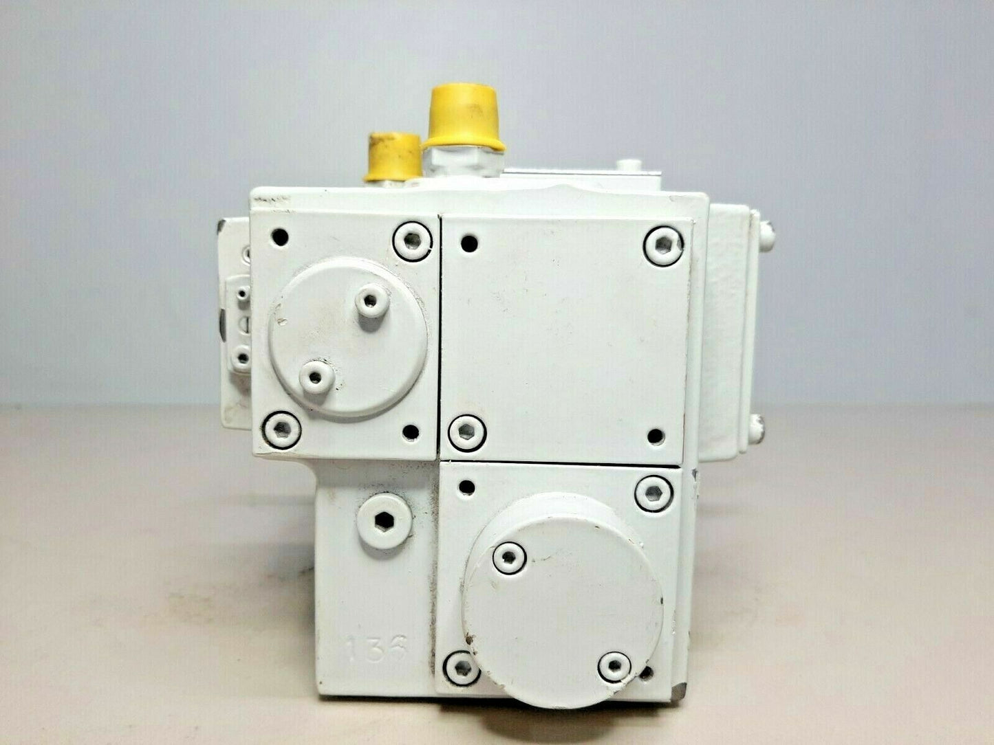 Pitch setter Type: PH4-4 Escher Wyss Controllable pitch propeller - NEW