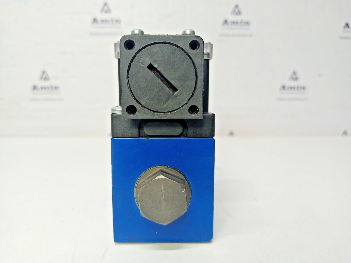 Rexroth R900552901 4WE6D62/EG24N9DL Directional control valve 24VDC - NEW