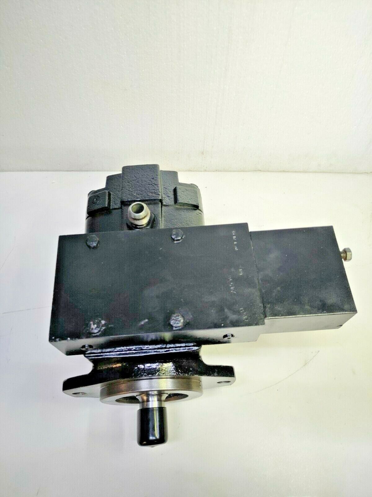 Oilgear PVWH-05-RSAY-HPNN-H38 Hydraulic Piston pump