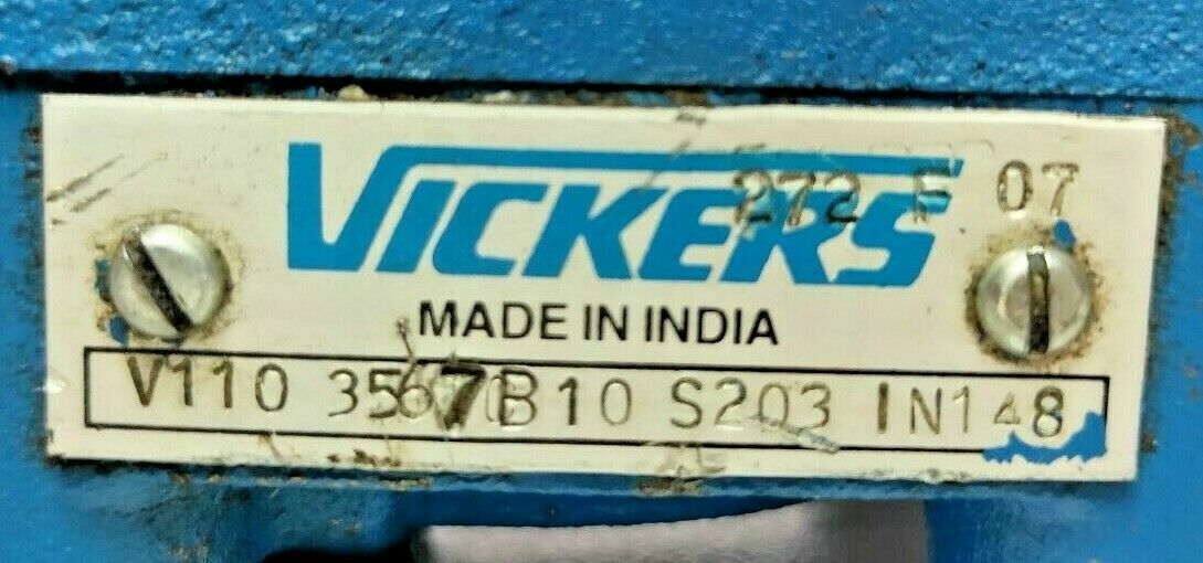 Vickers V110 3567B10 S203 IN148 Hydraulic vane pump - NEW