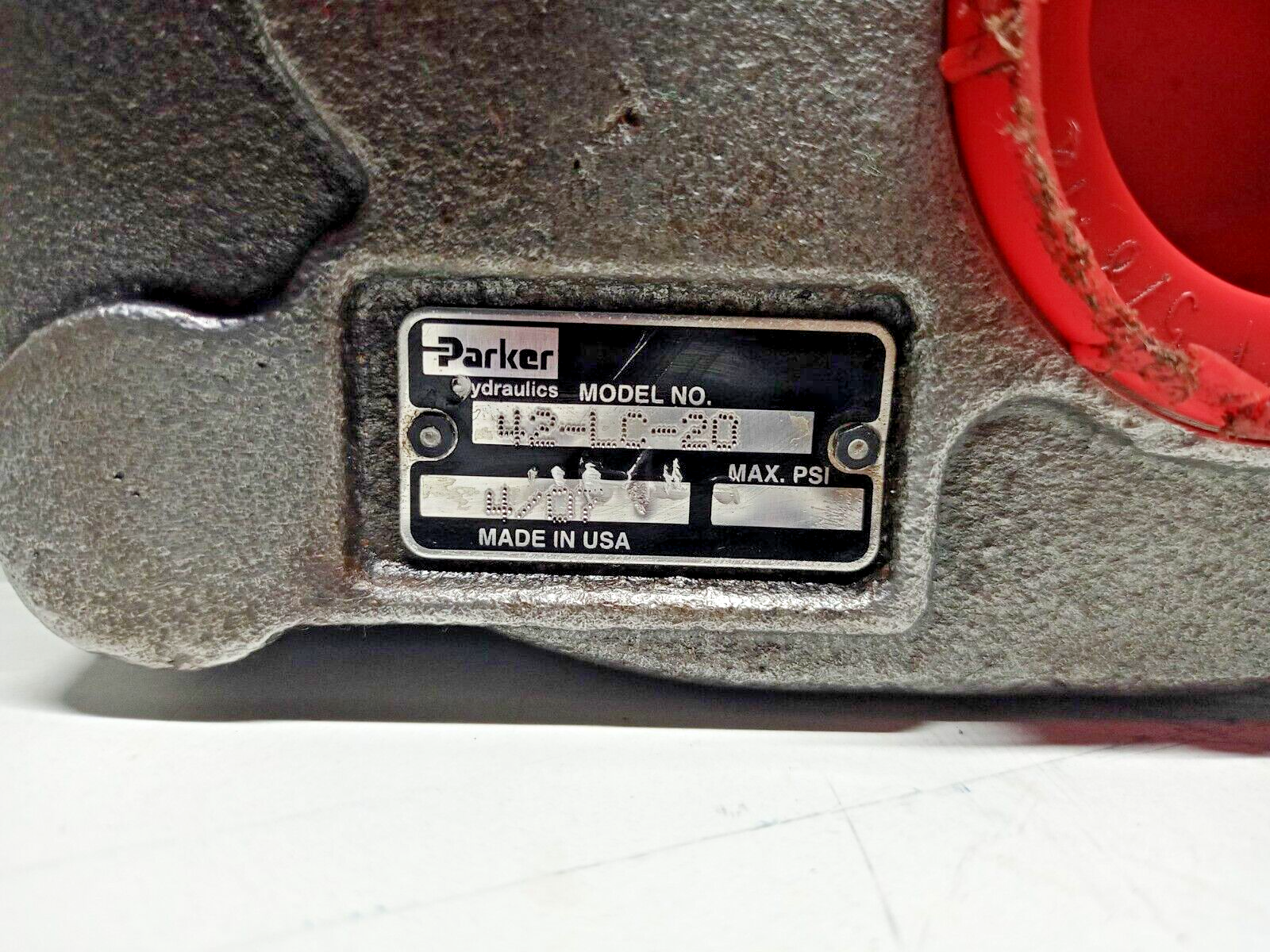 Parker 42-LC-20 Hydraulic Directional control valve - NEW