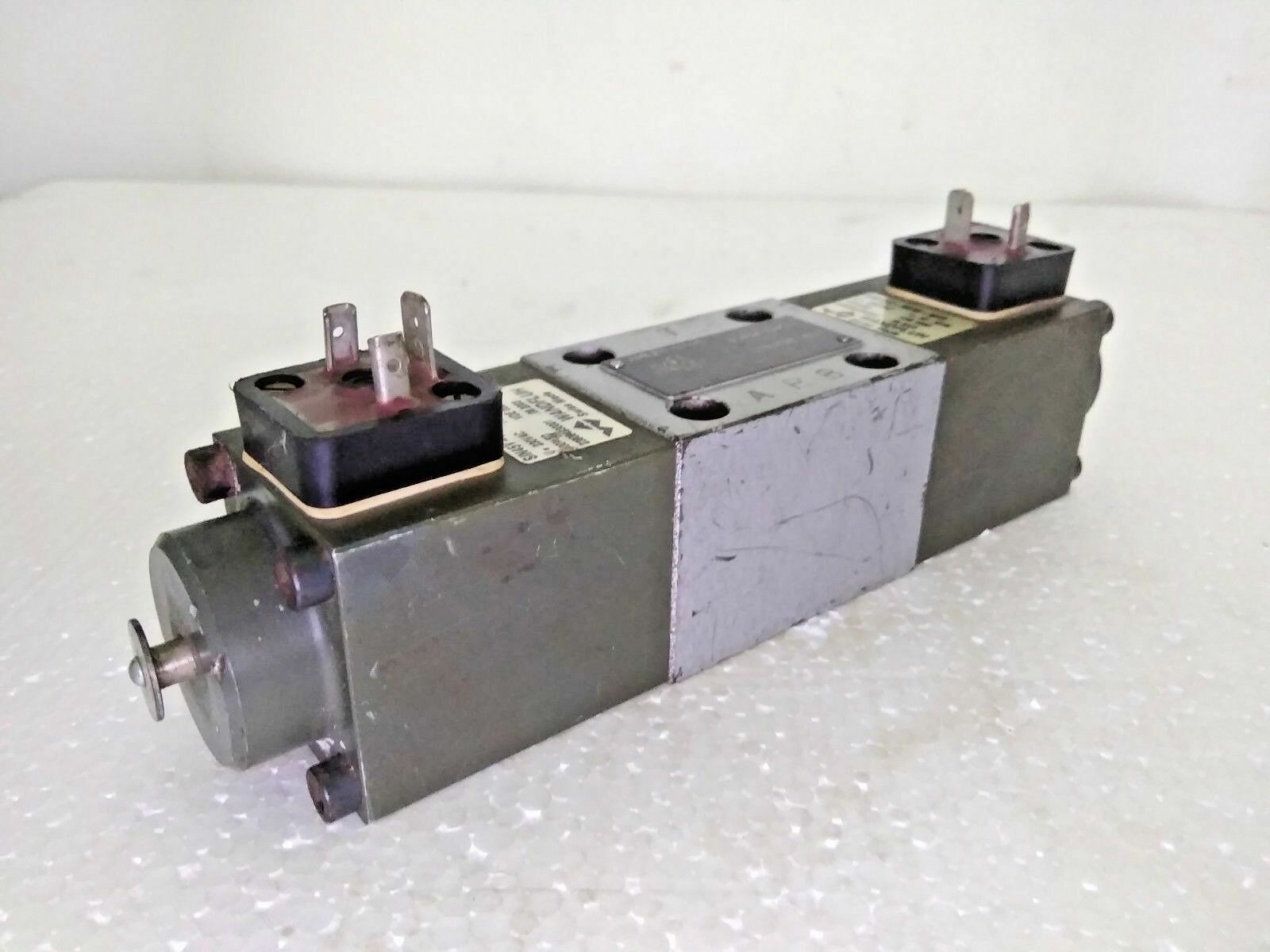 WANDFLUH PLEIGER AM4J60-XX-M45 Hydraulic Solenoid Valve Pressure 250 bar Max.