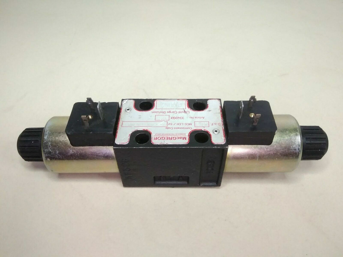 Macgregor MCG-LCH/SV 4/2-2-24V=-E01-M01 Directional control Valve - NEW