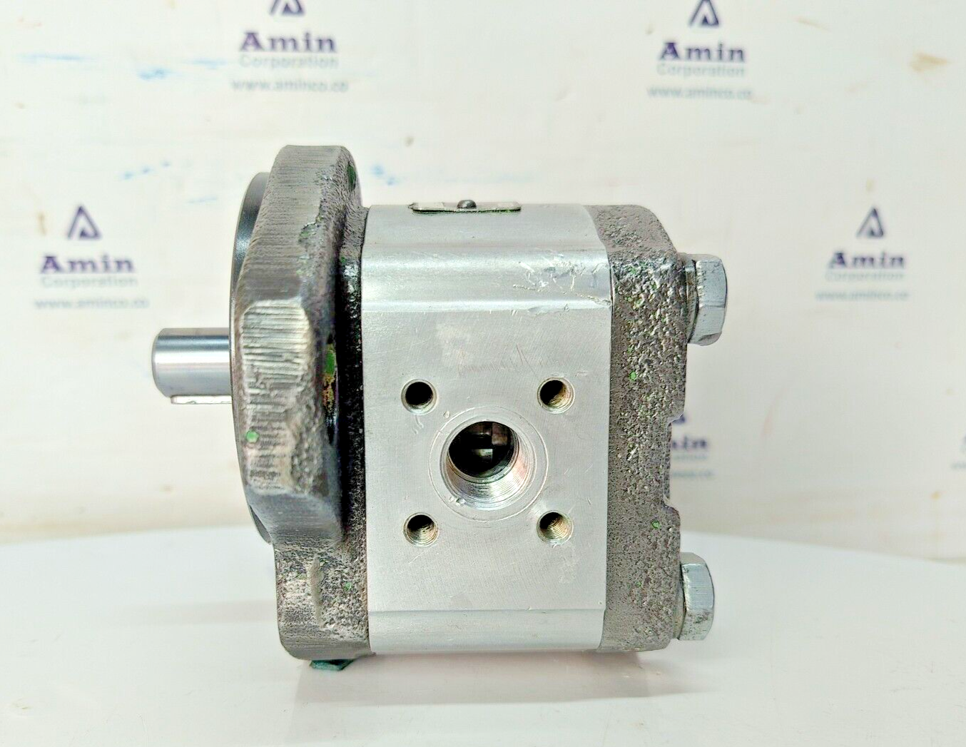 Bosch rexroth F002 E10 001 Hydraulic gear pump - Pressure Tested
