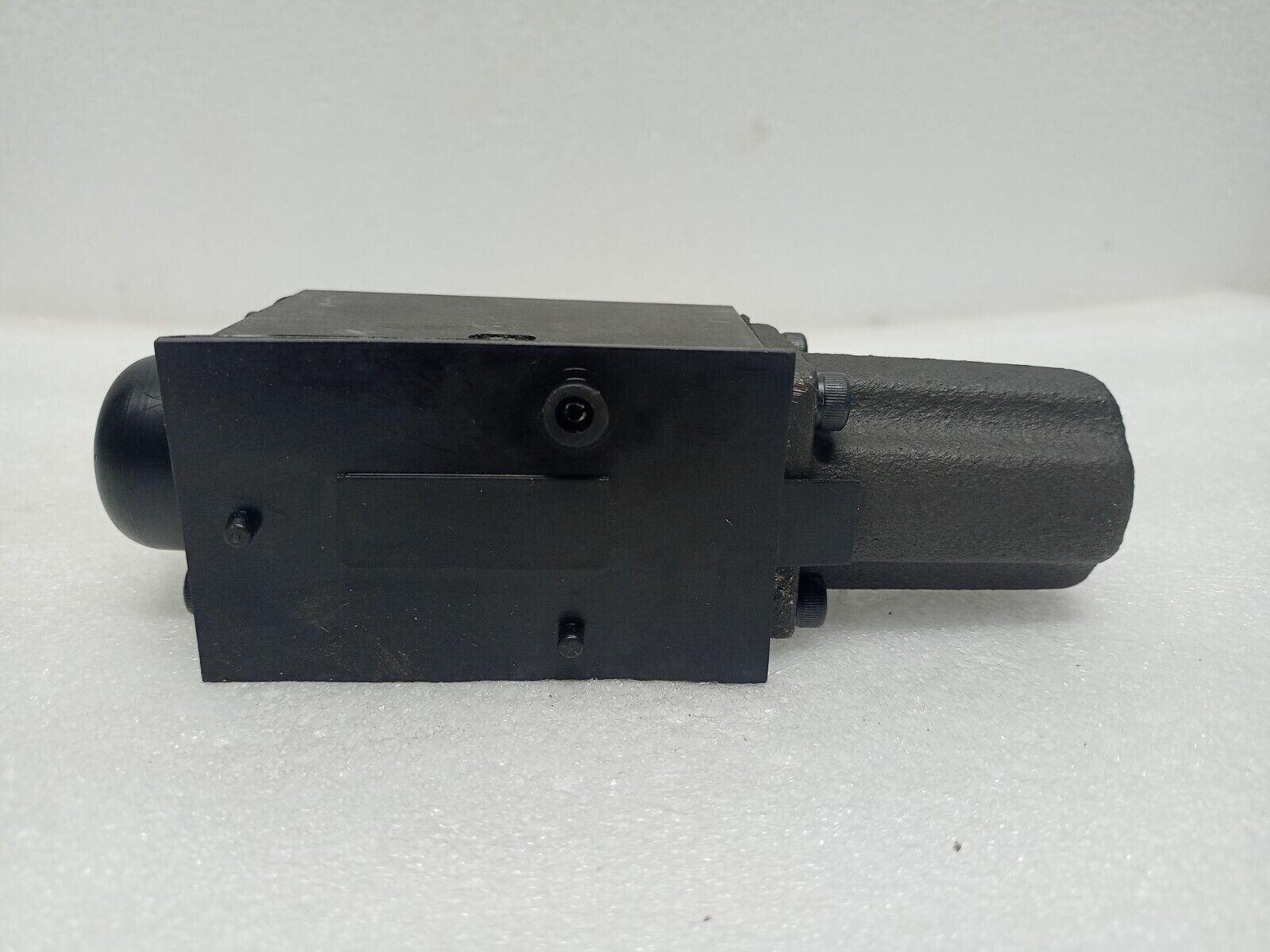 Parker D1VA1HN Directional control valve - NEW #2