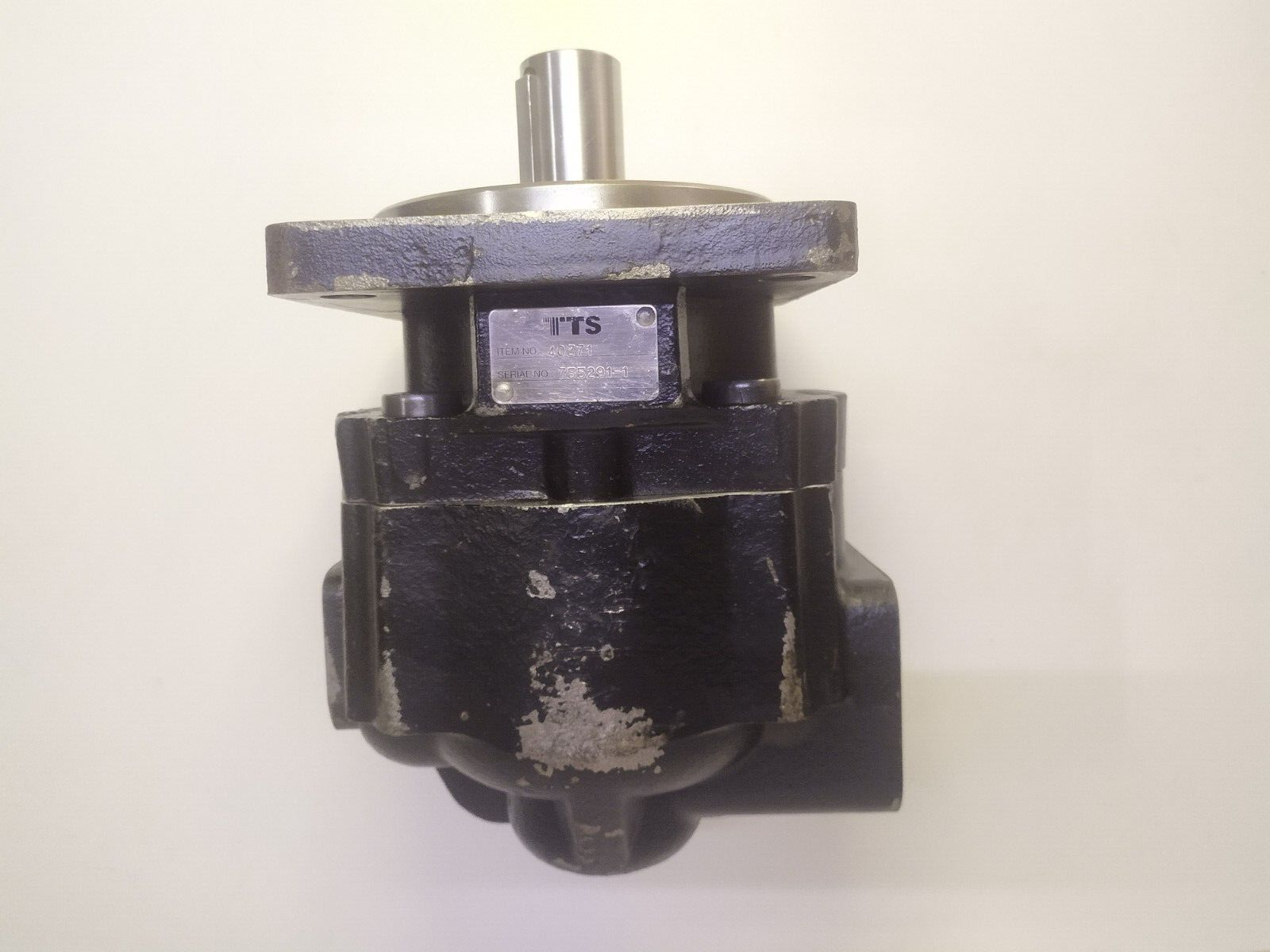 TTS 40371 Hydraulic gear pump - NEW (Free Fast ship)