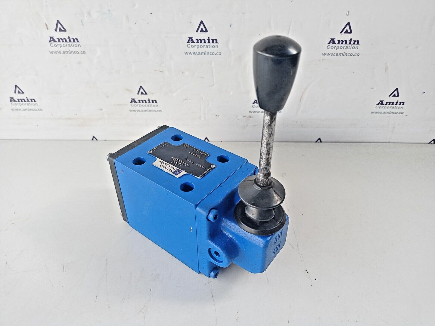 REXROTH 4WMM 10 C31 Directional control valve