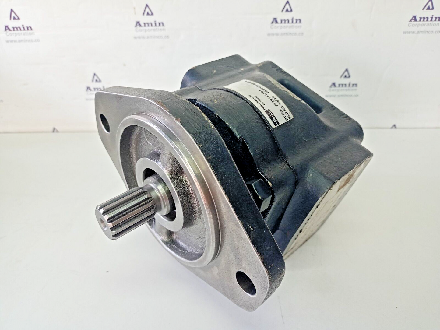 Parker 7029111194 Hydraulic gear pump - NEW