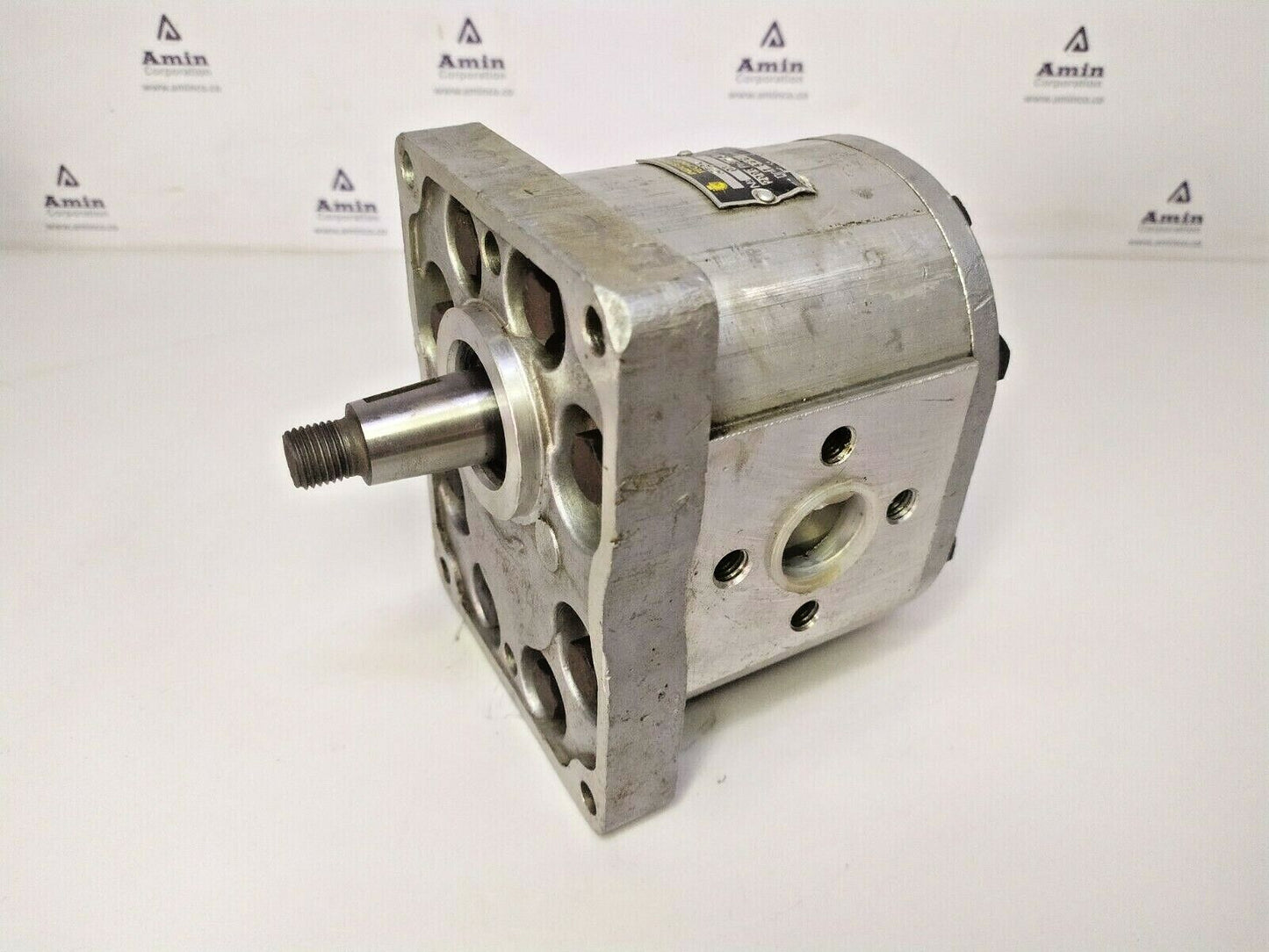 Industrial Technic A72X Hydraulic gear pump - TESTED PUMP