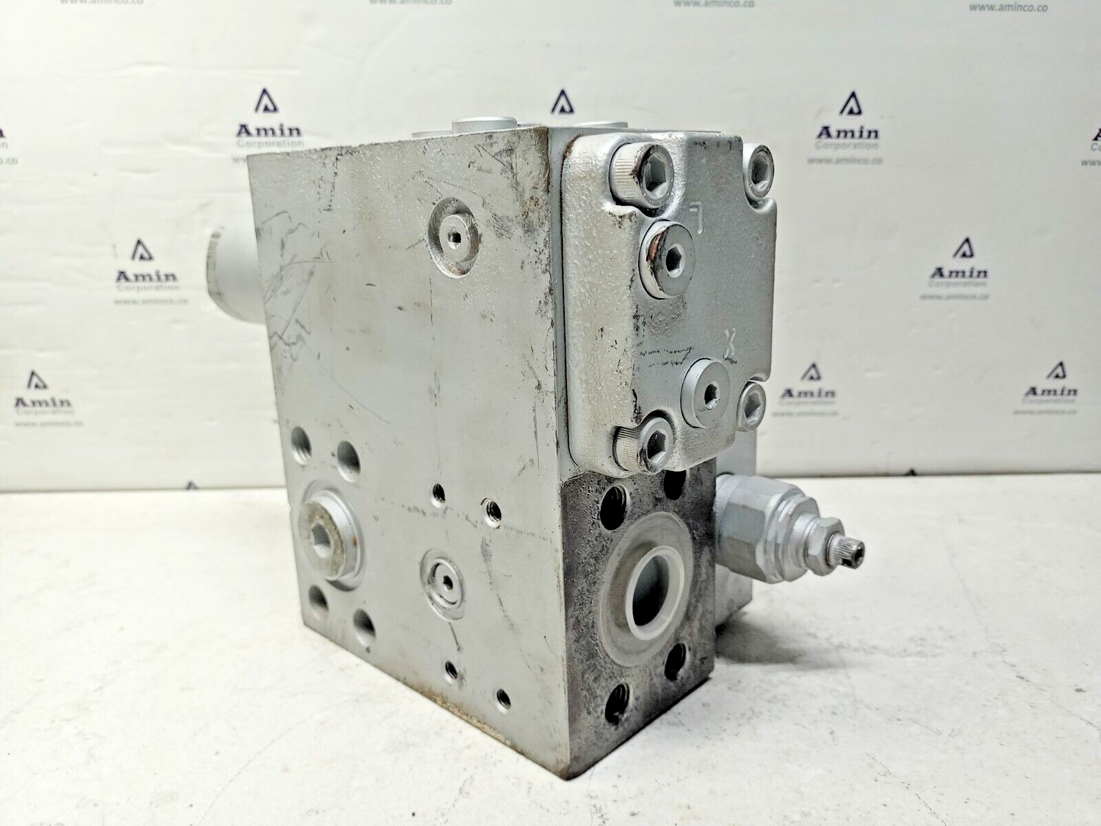 Rexroth DBDS10K18/400 S0 159 08W11 Hydraulic pressure relief valve with block