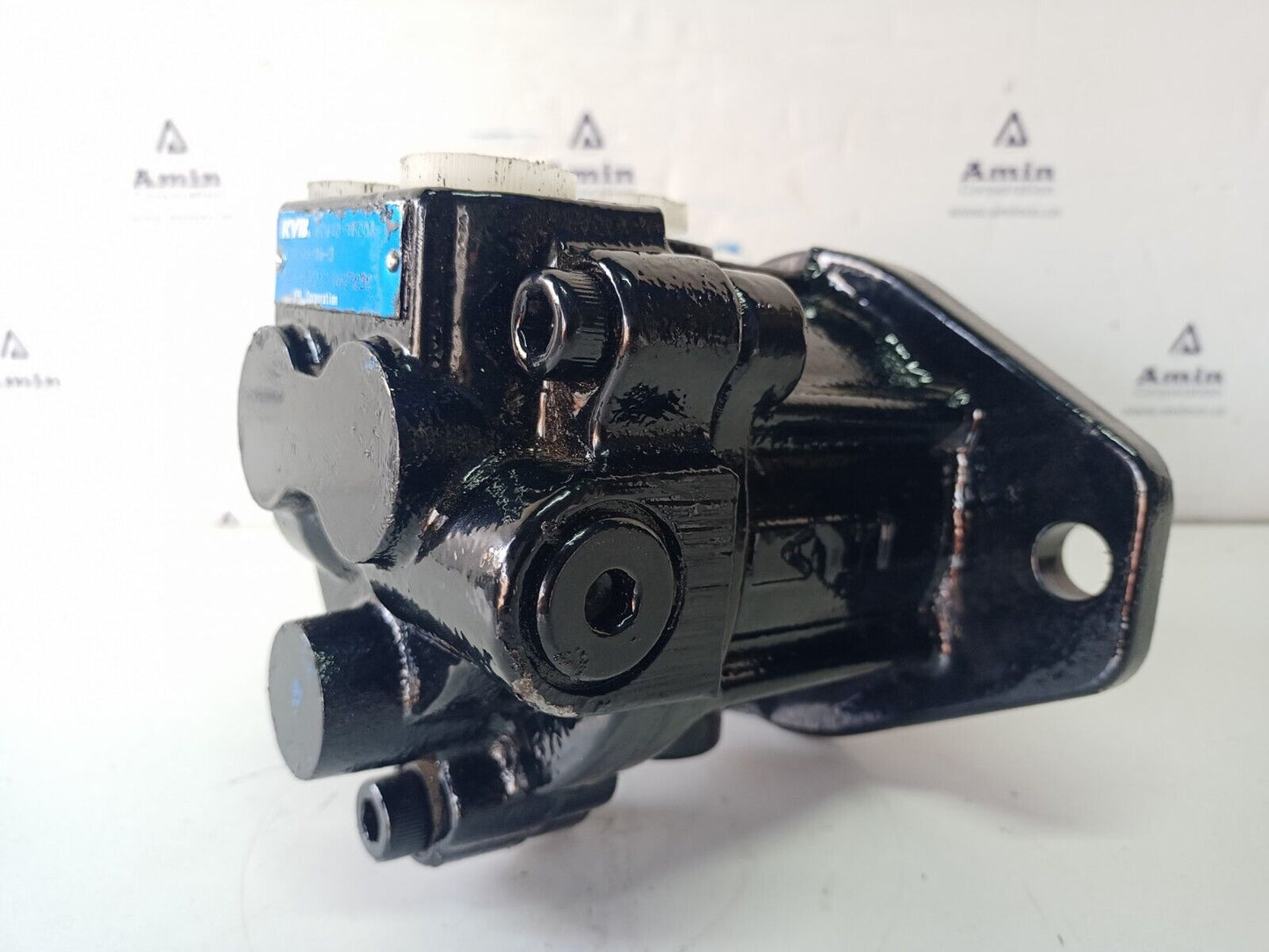 KYB Kayaba MSF-18-16-3 Hydraulic Motor