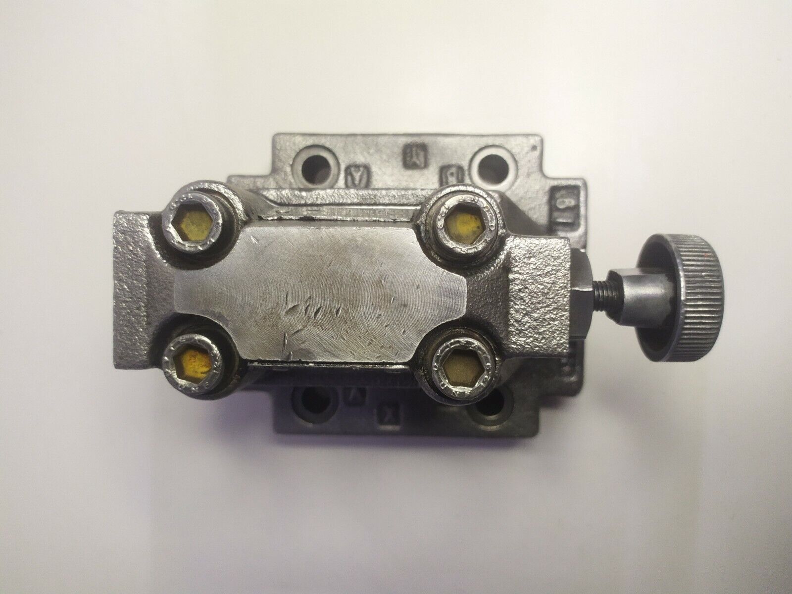 Denison Hydraulics R4V06-533-10-A1 Pressure Relief valve S26-34680-0 - NEW #2