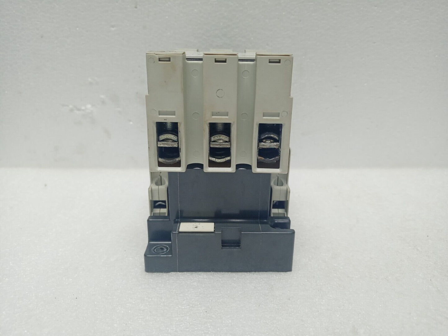 Siemens 3TF46 22-0AL2 Contactor 80A 600V AC