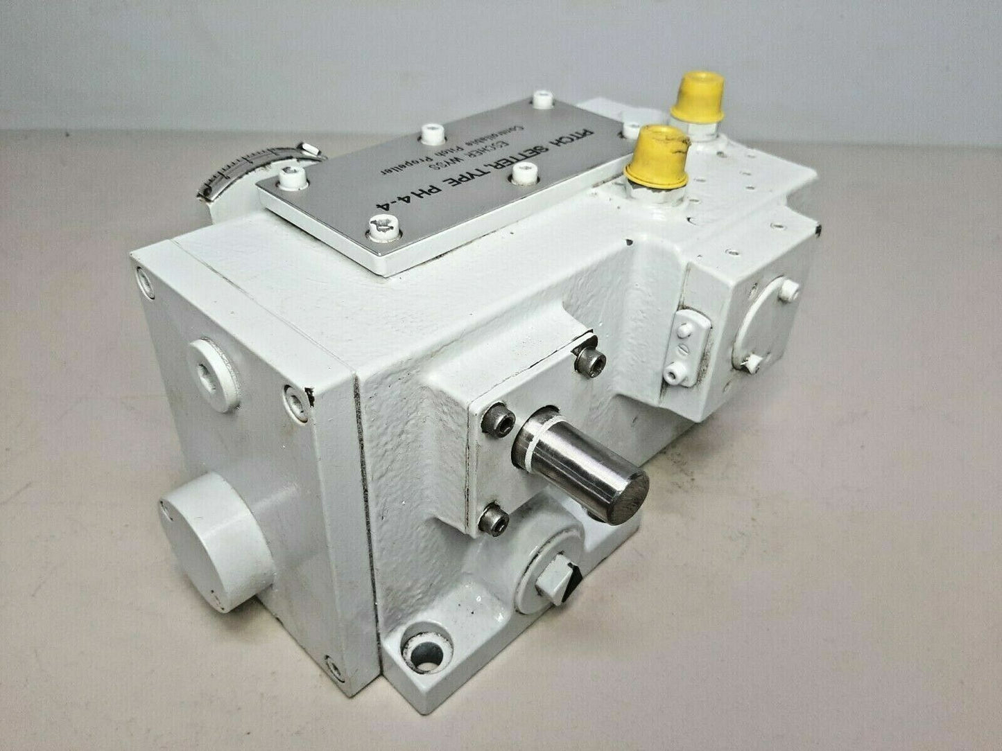 Pitch setter Type: PH4-4 Escher Wyss Controllable pitch propeller - NEW