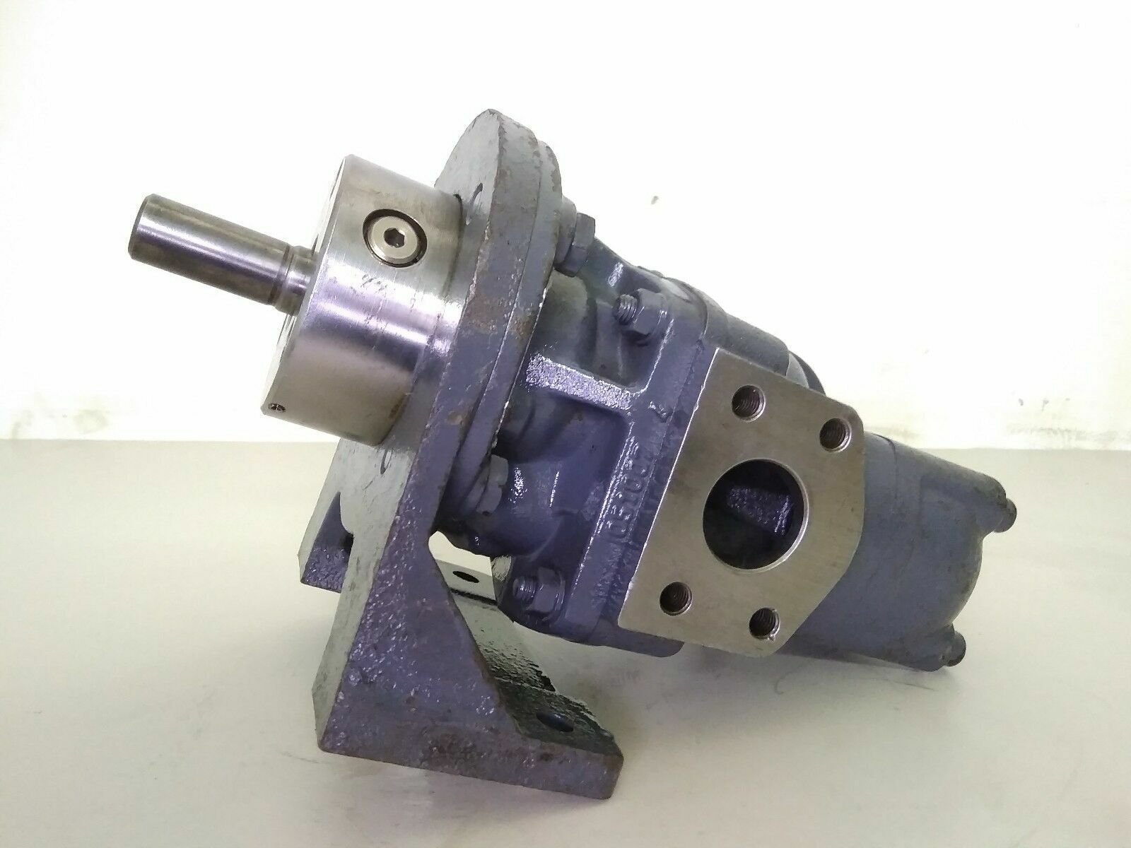 Kracht KF2/32 E1XBN00 0DP29 Gear Pump - NEW