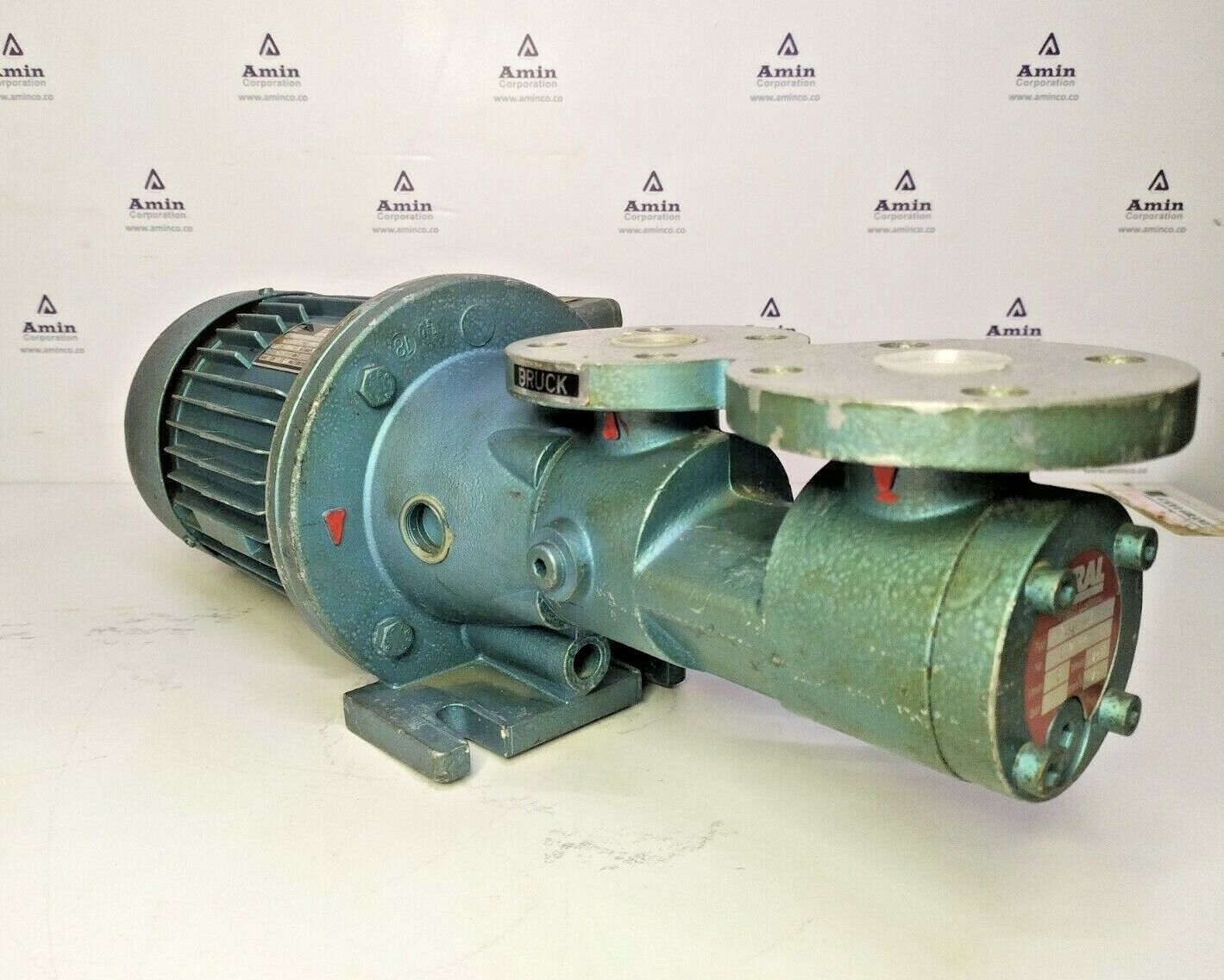 Kral NFUG 10 Triple screw pump with 0.25 kW Electric motor - NEW
