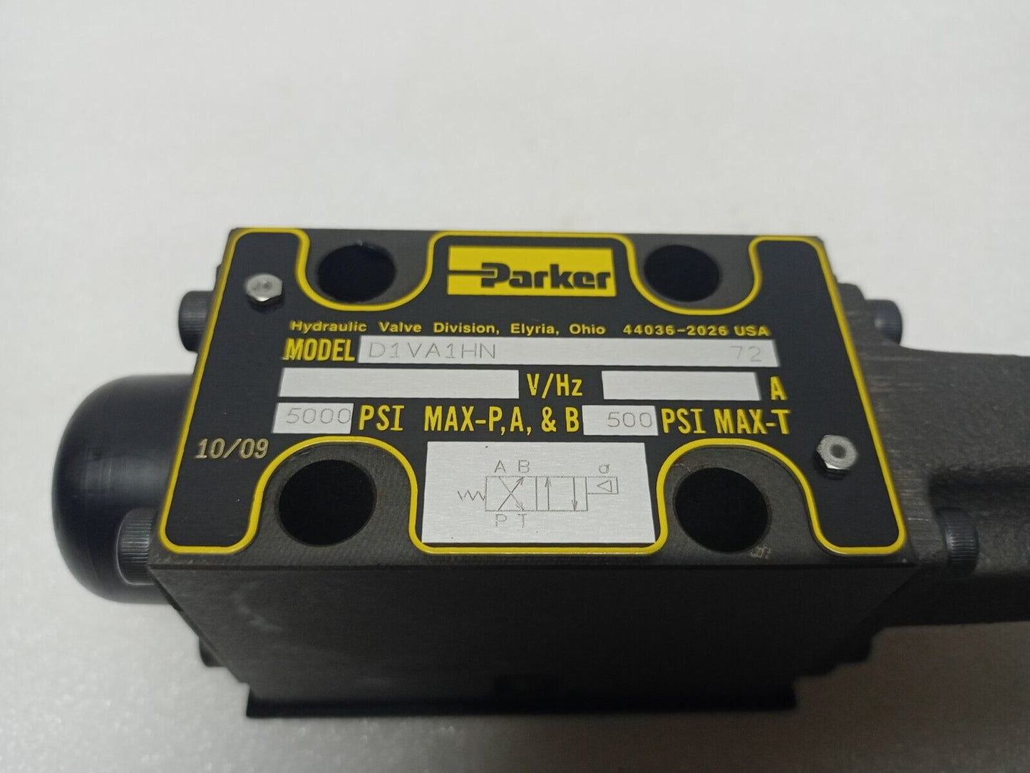 Parker D1VA1HN Directional control valve - NEW #2
