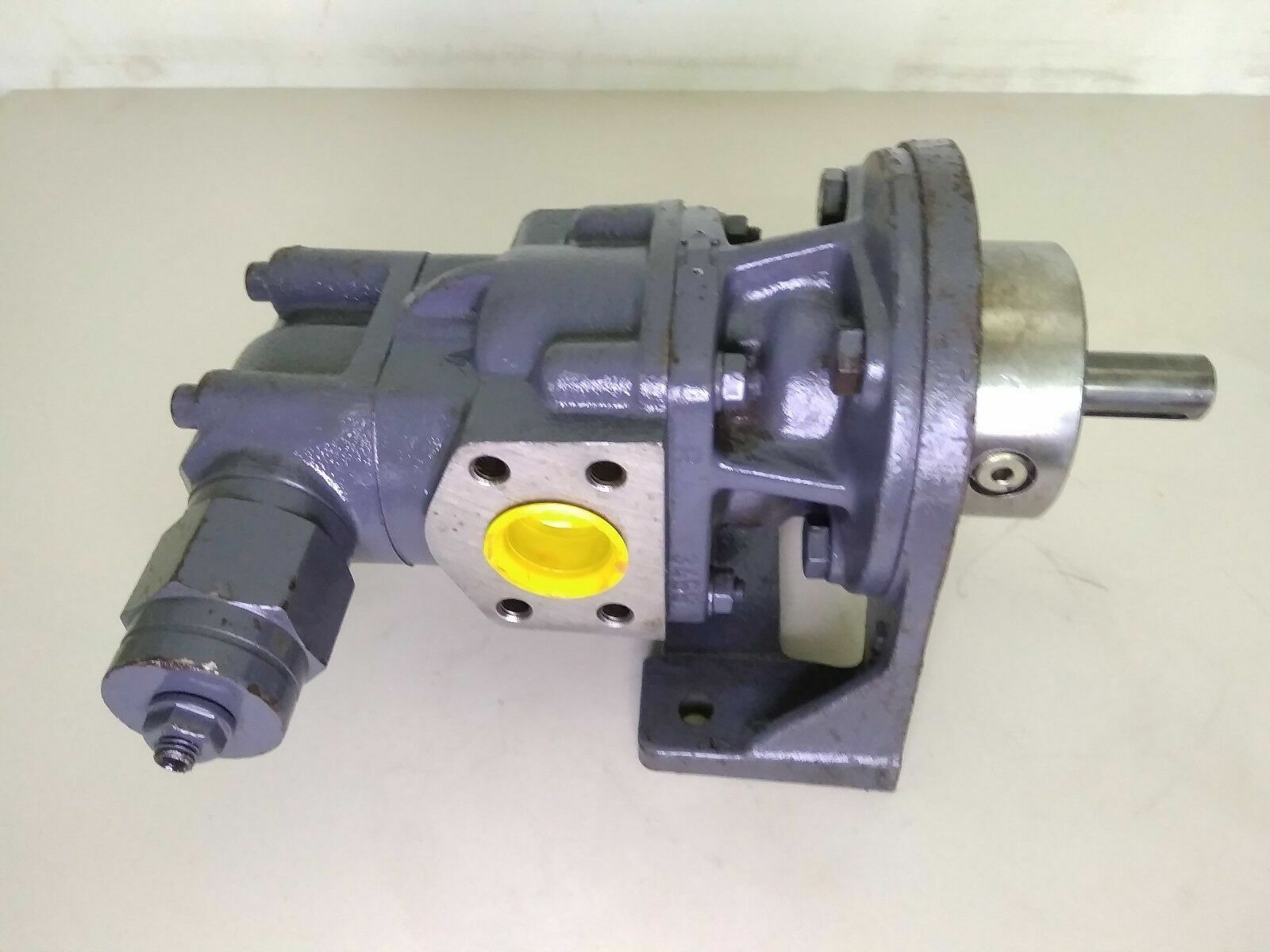 Kracht KF2/32 E1XBN00 0DP29 Gear Pump - NEW