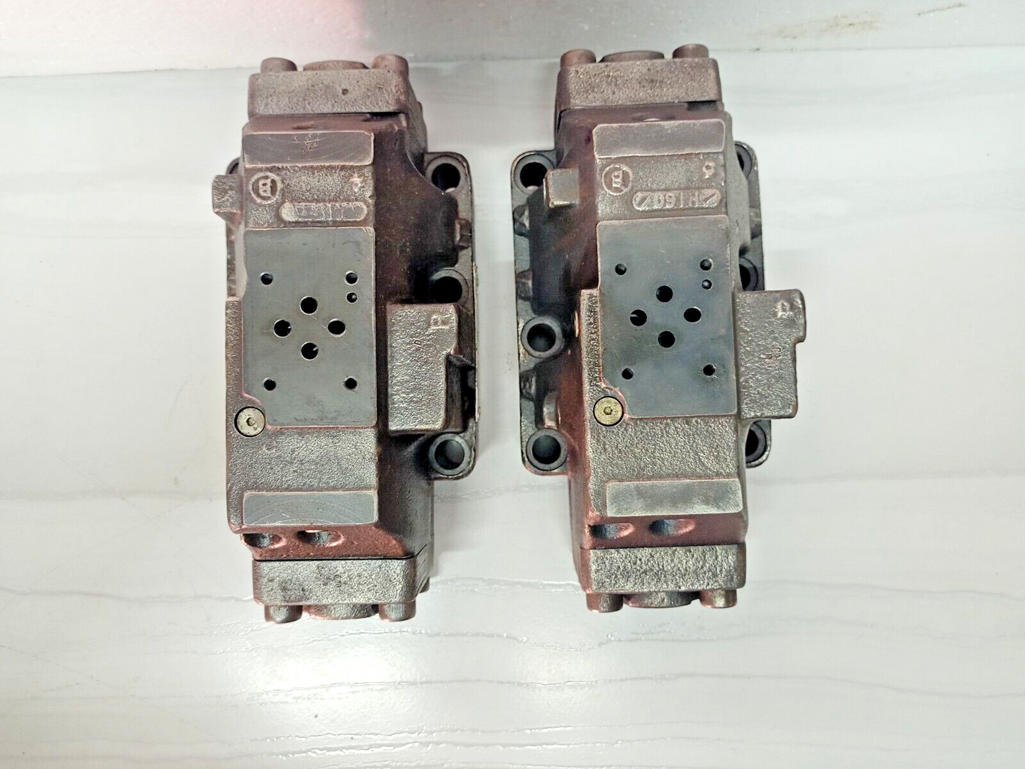 Eaton-Vickers DG5S-8-6C-T-M-X2-ER4-30 Directional control valve - NEW