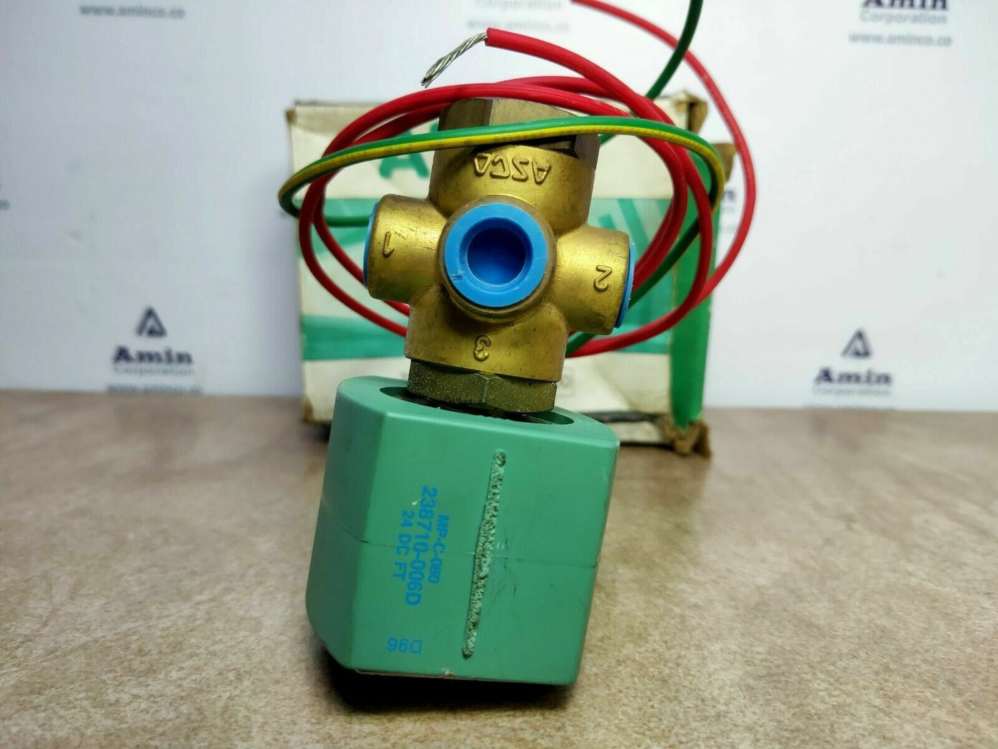 ASCO 8320G184 Solenoid valve, 1/4'' NPT - NEW
