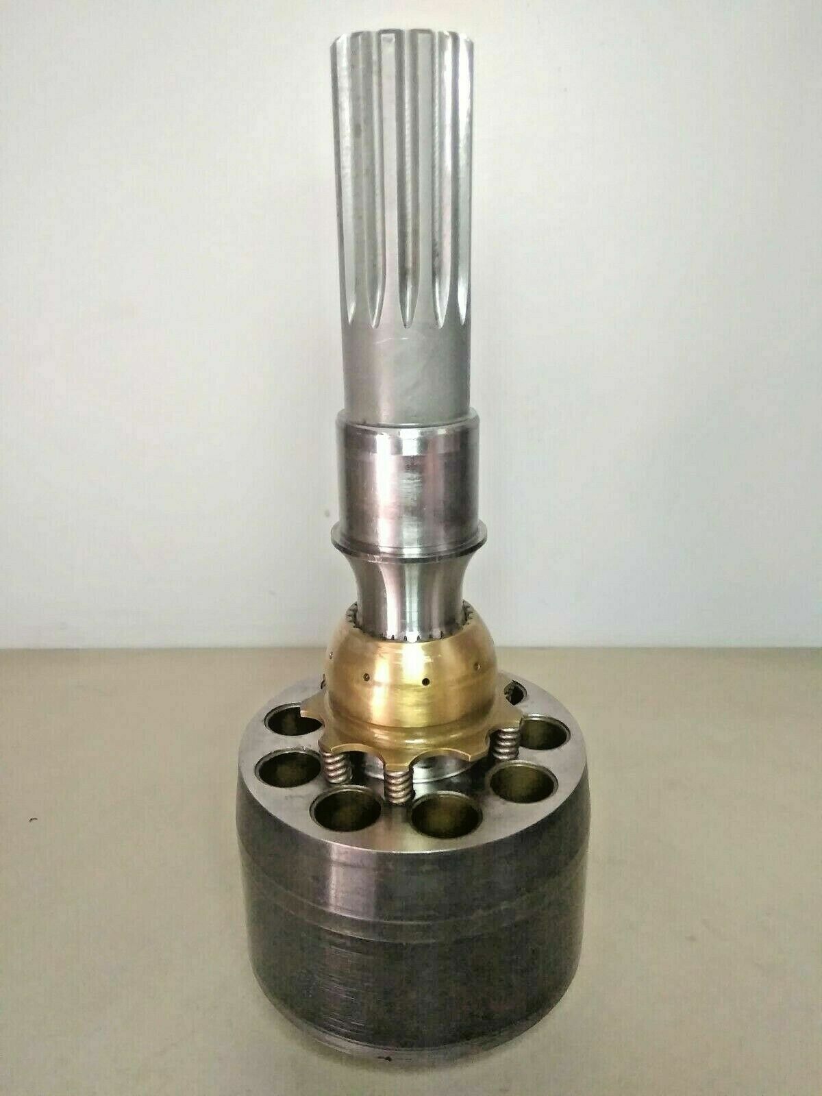 SUNDSTRAND HYDRO-TRANSMISSION 64916704 Hydraulic Piston pump Model code:24-2052