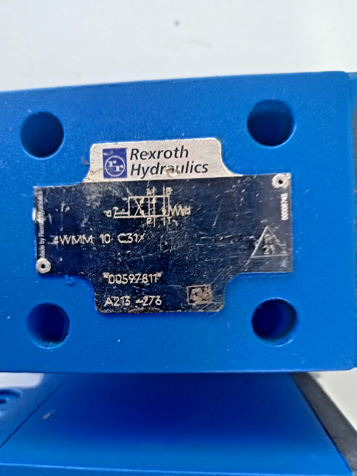 REXROTH 4WMM 10 C31 Directional control valve