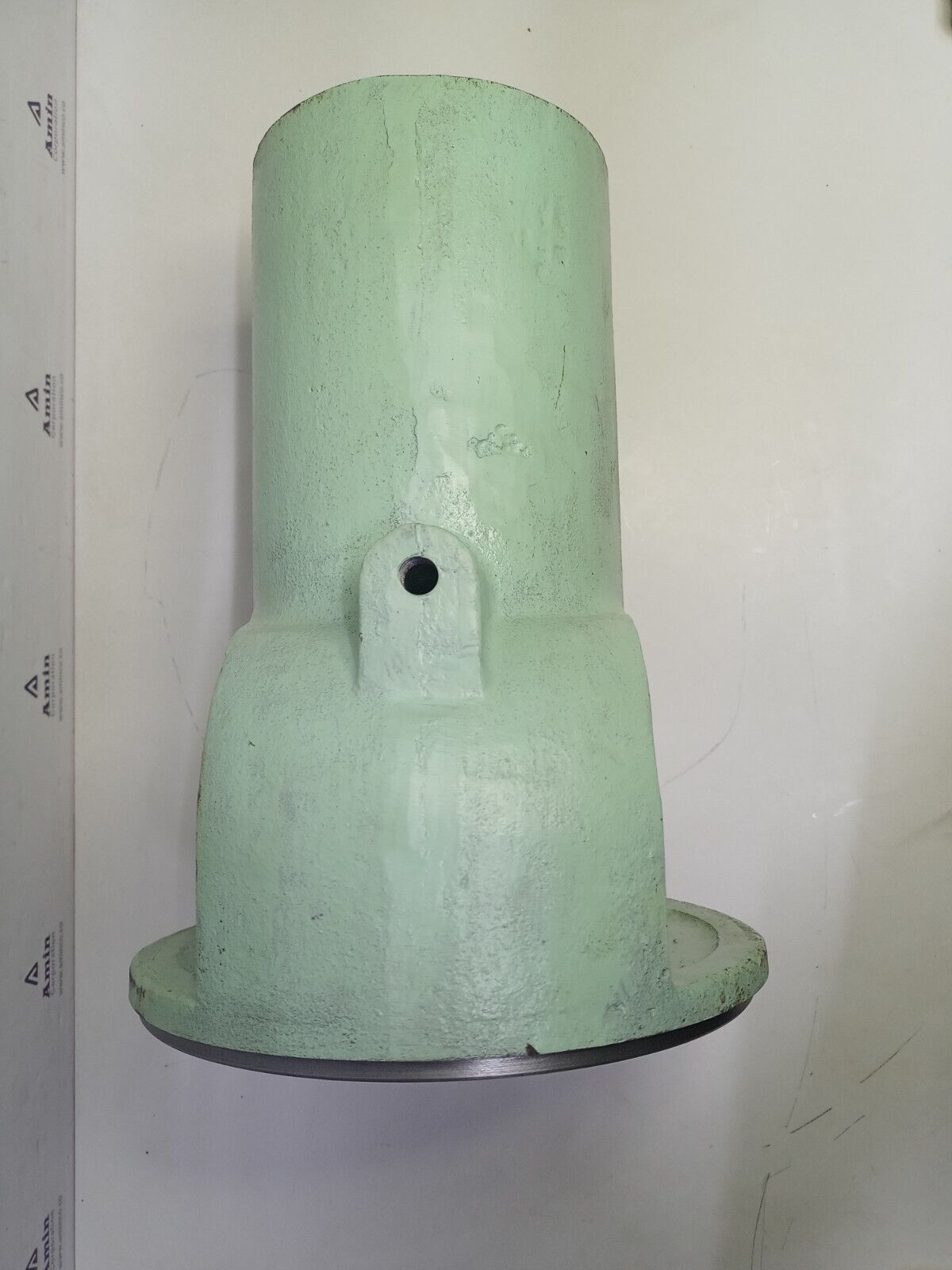 Shinko pump SHQ-50M Bearing housing - NEW